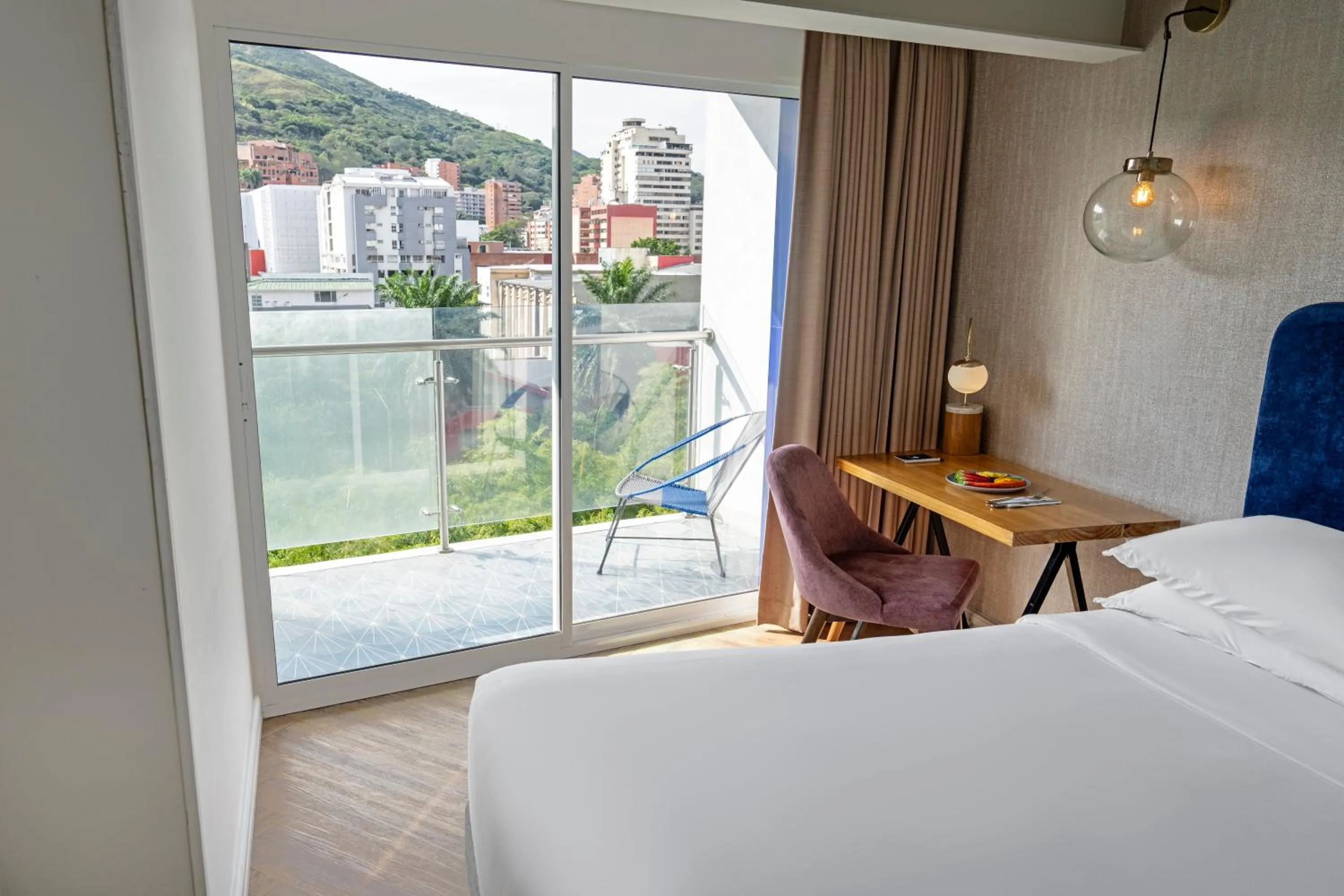 City view, Bed in Faranda Collection Cali, a member of Radisson Individuals