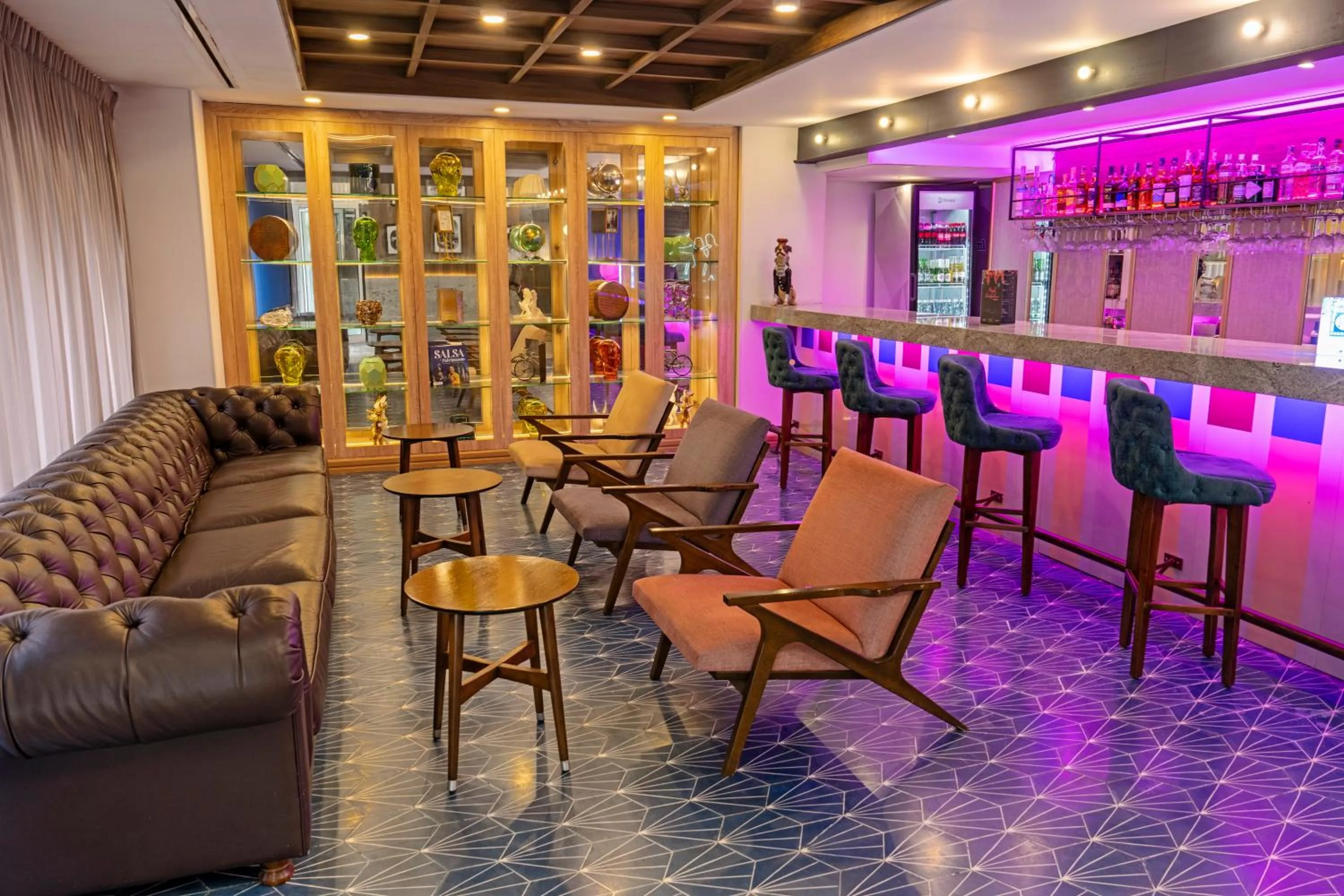Lounge or bar in Faranda Collection Cali, a member of Radisson Individuals