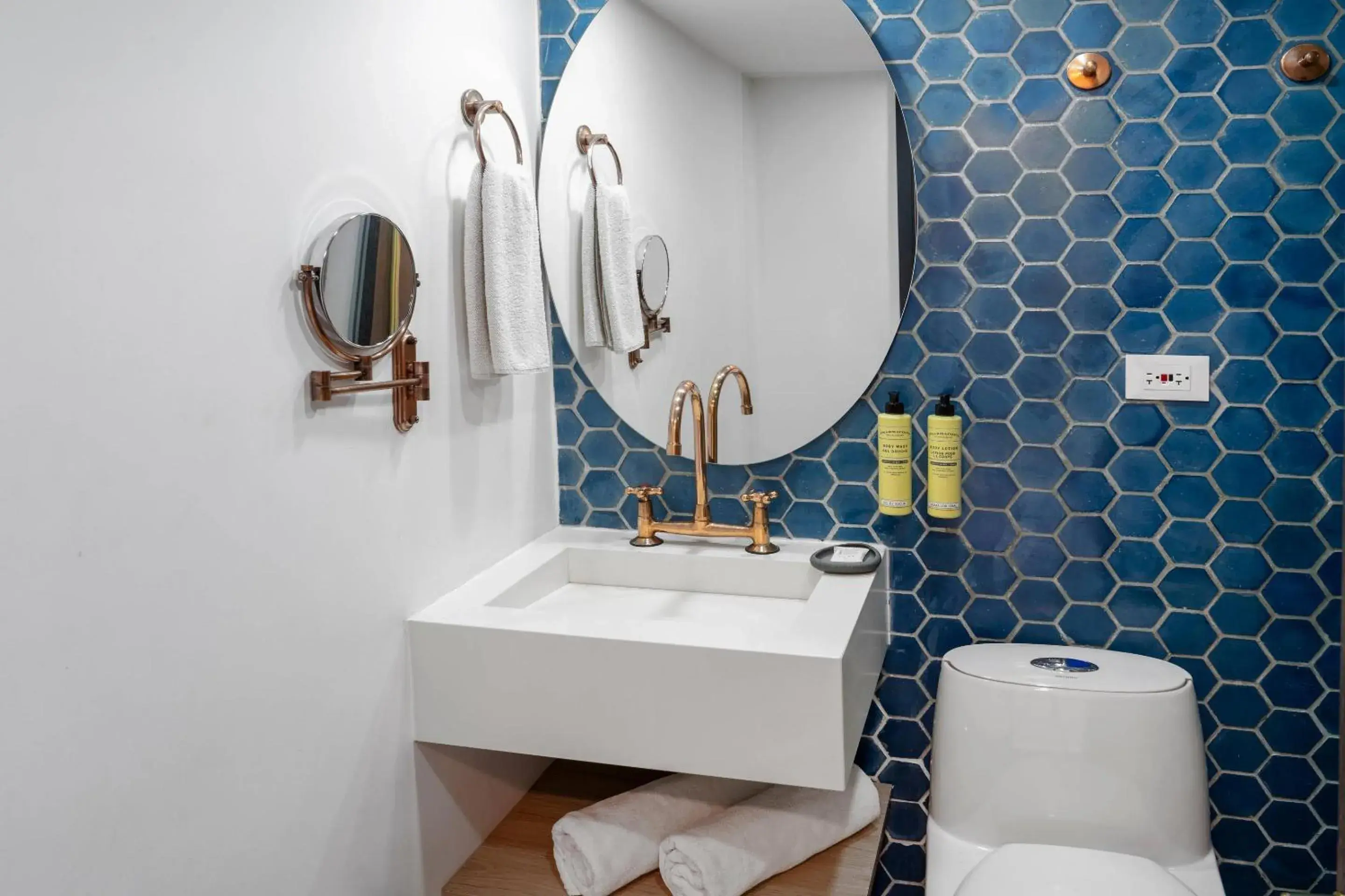 Bedroom in Faranda Collection Cali, a member of Radisson Individuals Bedroom in Faranda Collection Cali, a member of Radisson Individuals