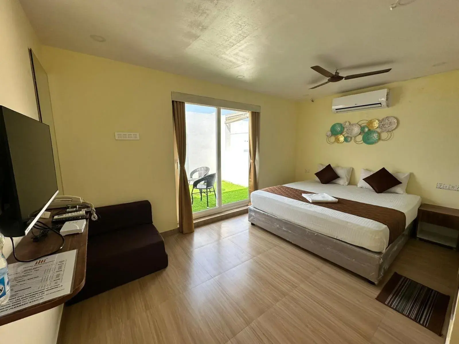 Bed in Hotel Ramakrishna Bed in Hotel Ramakrishna