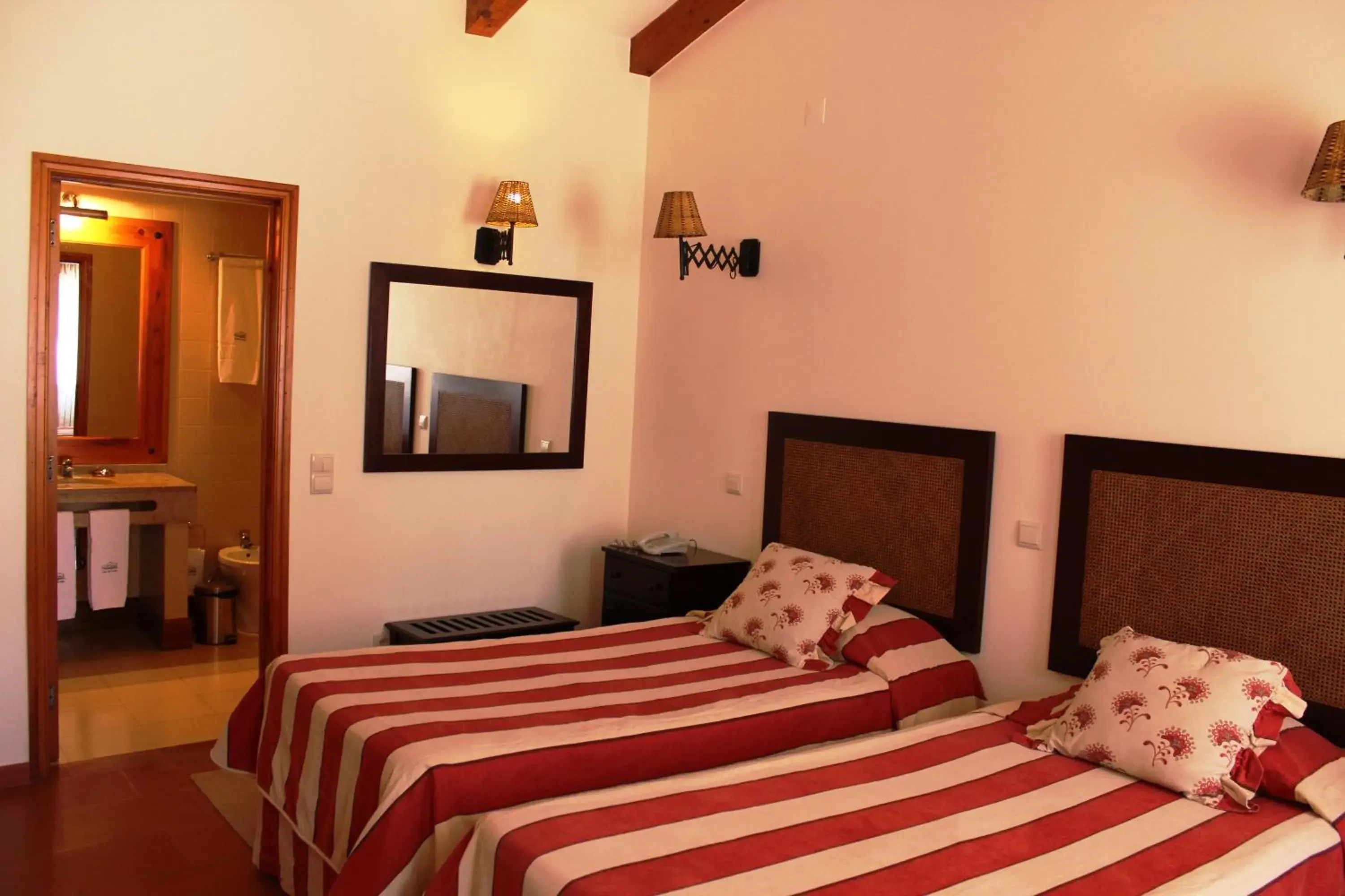 Bedroom, Bed in Casa de Campo Sao Rafael - Turismo Rural Bedroom, Bed in Casa de Campo Sao Rafael - Turismo Rural