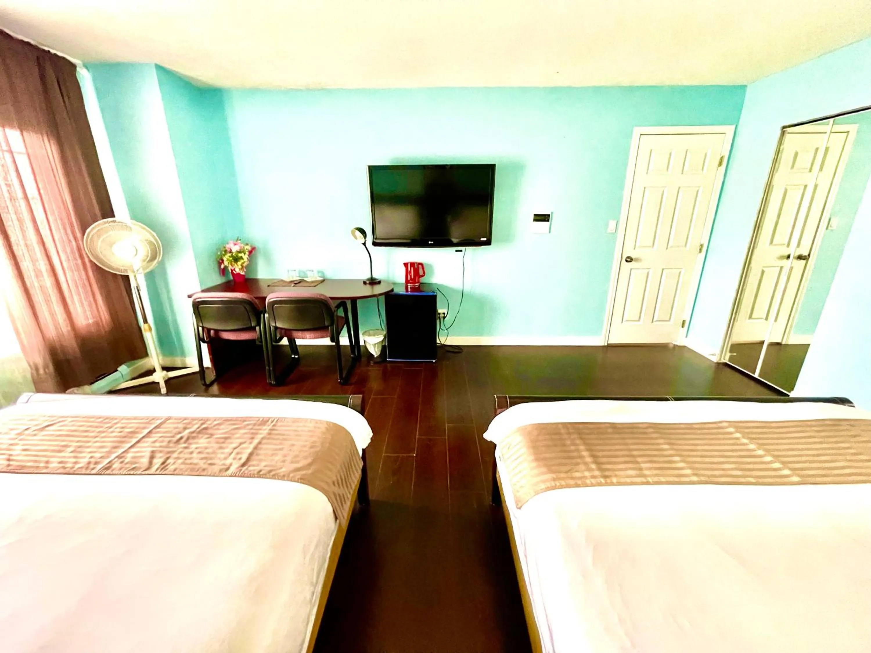 Bedroom in Vancouver Bed & Breakfast