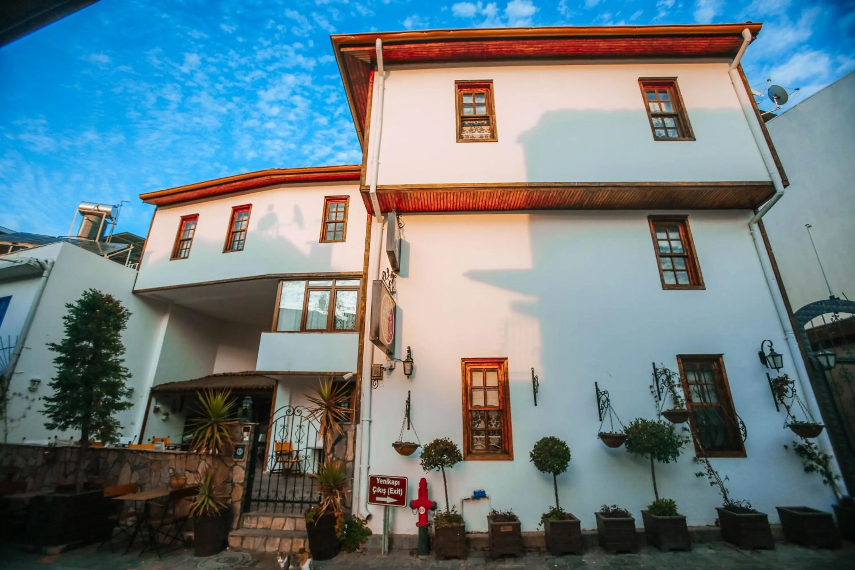 Facade/entrance in Patio Hotel