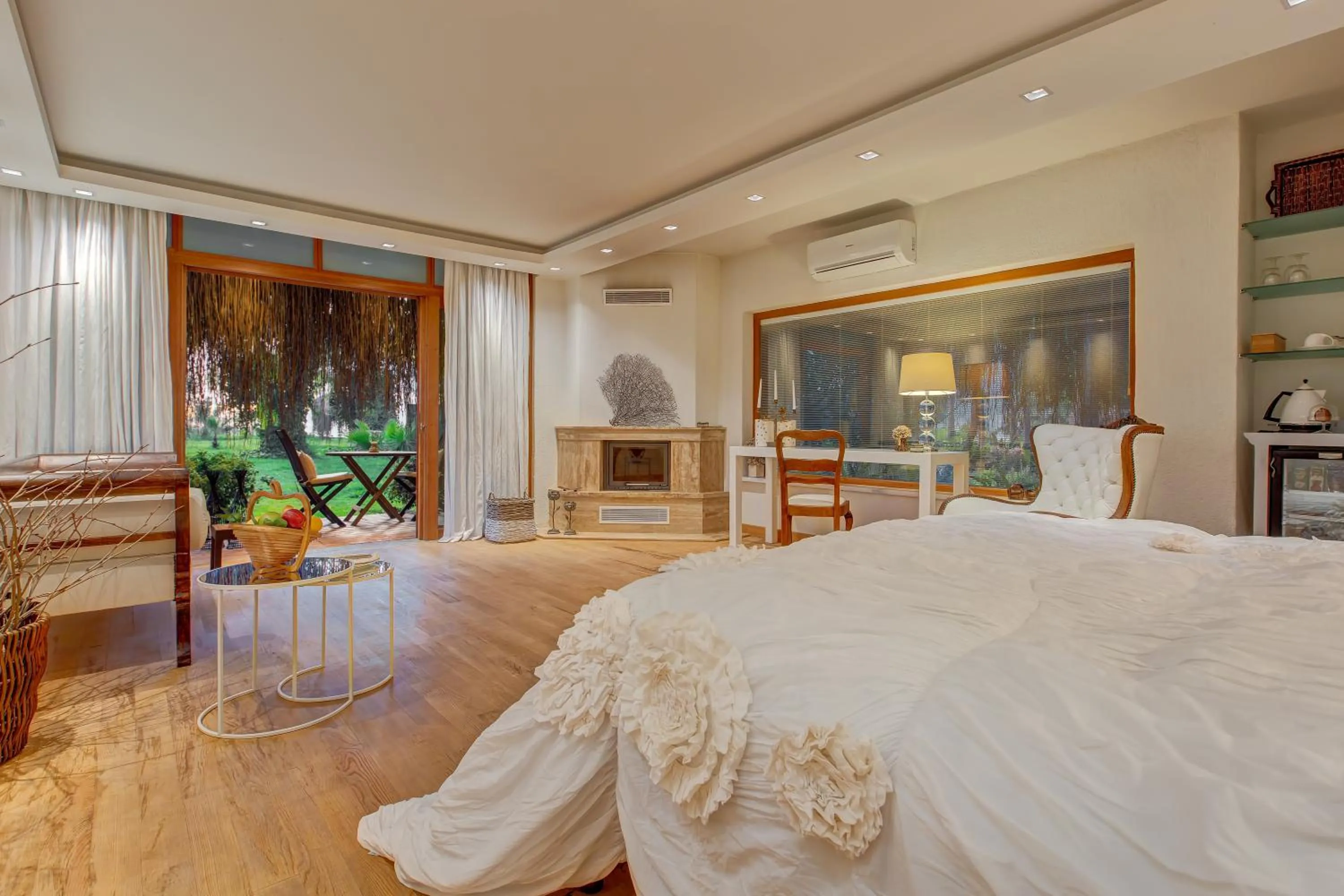 Garden, Bed in Olympos Lodge