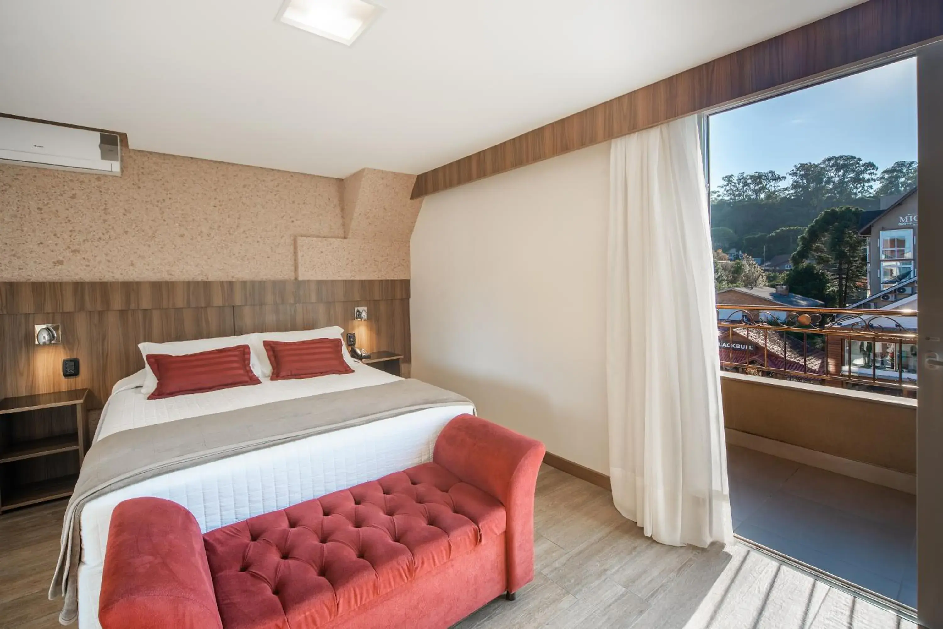 Quarto com vista para a cidade in Hotel Fioreze Centro Quarto com vista para a cidade in Hotel Fioreze Centro