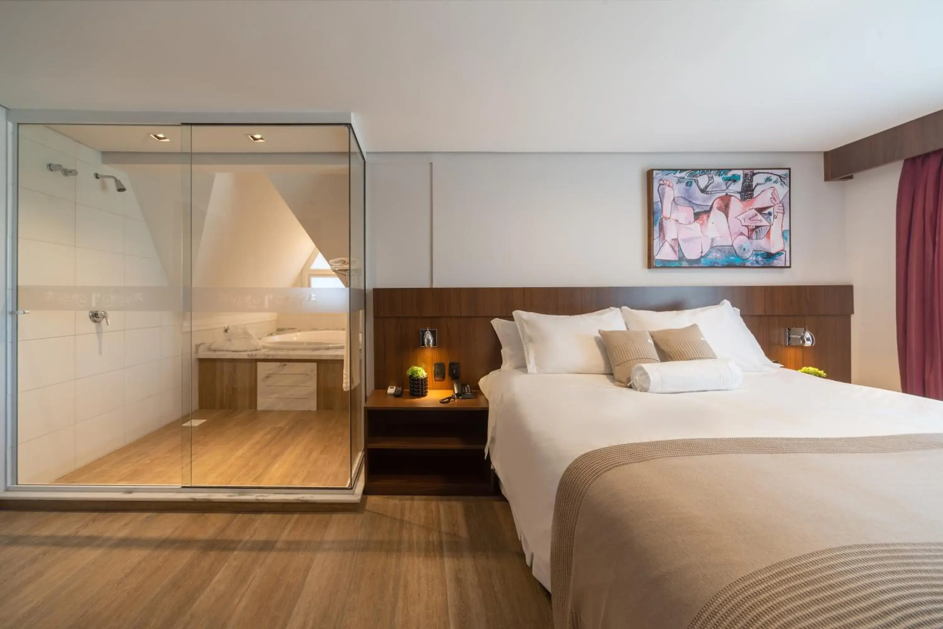 Suite with Hot Tub in Hotel Fioreze Centro Suite with Hot Tub in Hotel Fioreze Centro