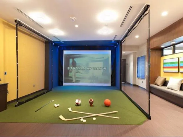 National at Virginia Square