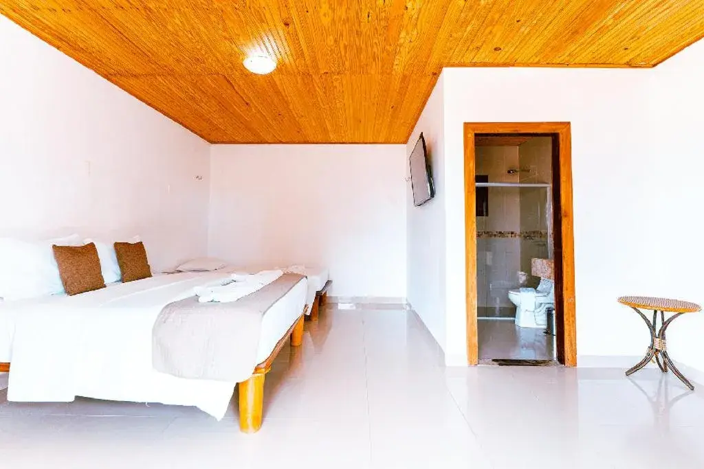Superior Suite - single occupancy in Hotel Casa do Mar Superior Suite - single occupancy in Hotel Casa do Mar