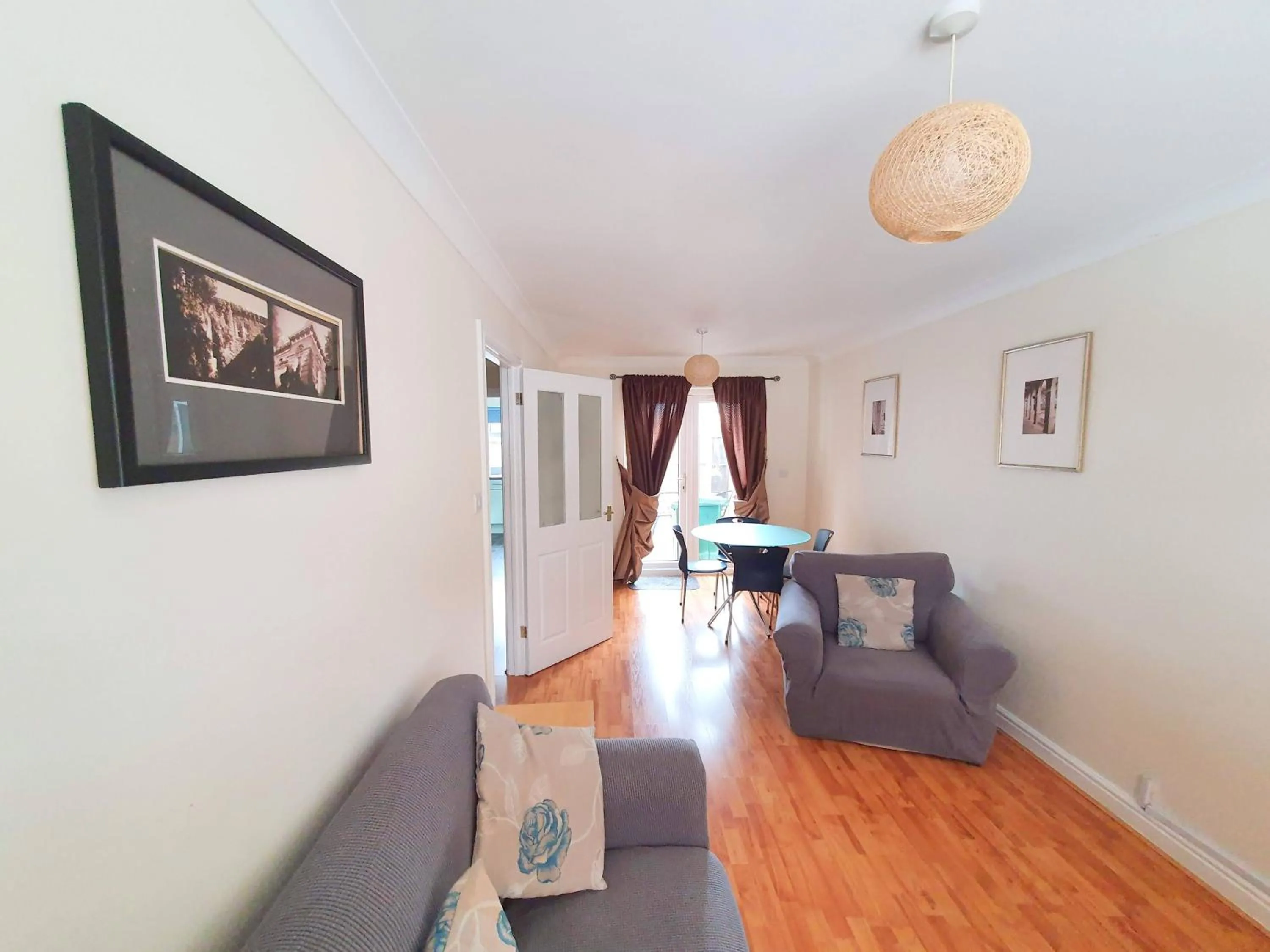Living room in Friars Walk houses with 2 bedrooms, 2 bathrooms, fast Wi-Fi and private parking
