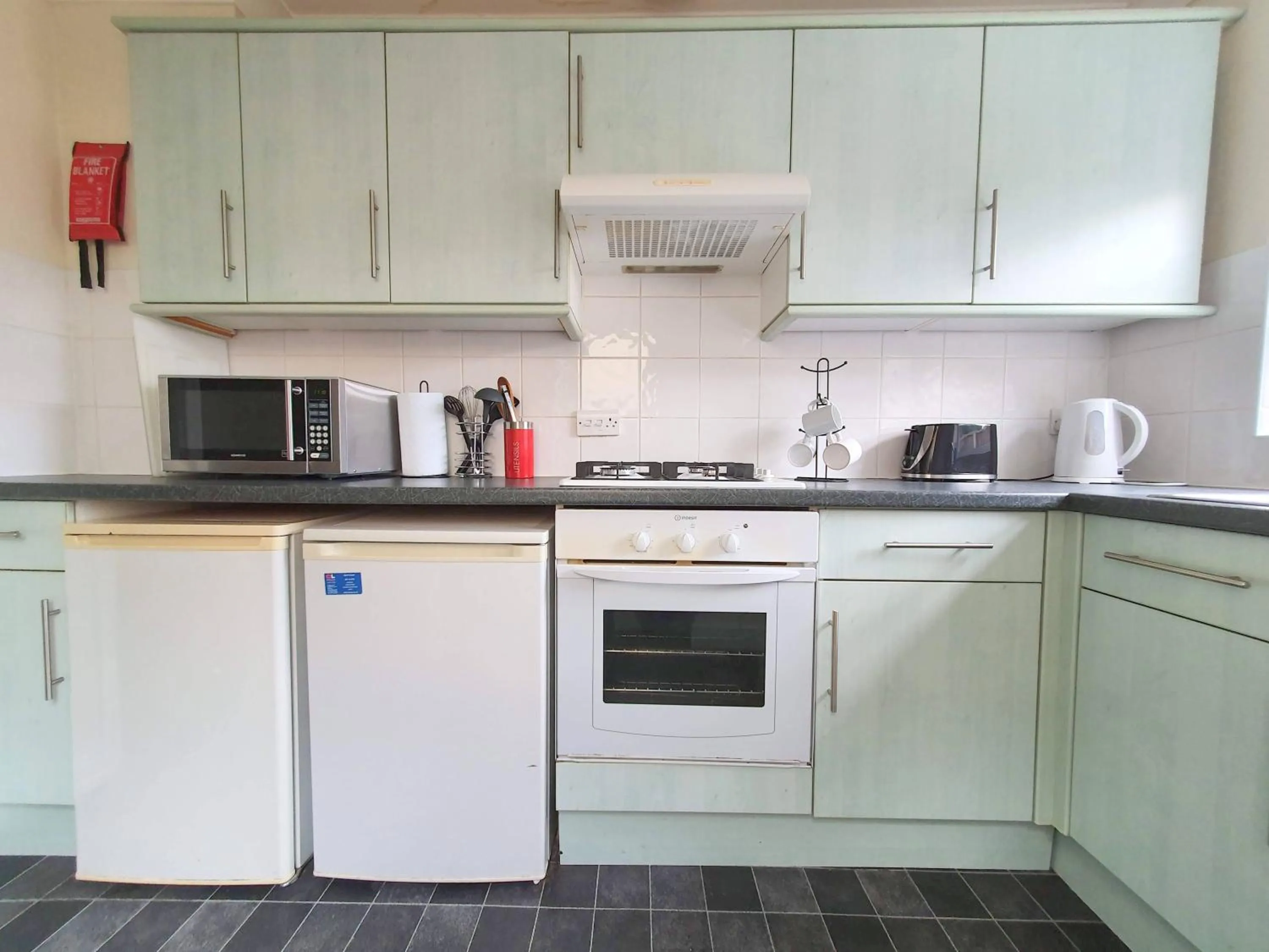 Coffee/tea facilities in Friars Walk houses with 2 bedrooms, 2 bathrooms, fast Wi-Fi and private parking