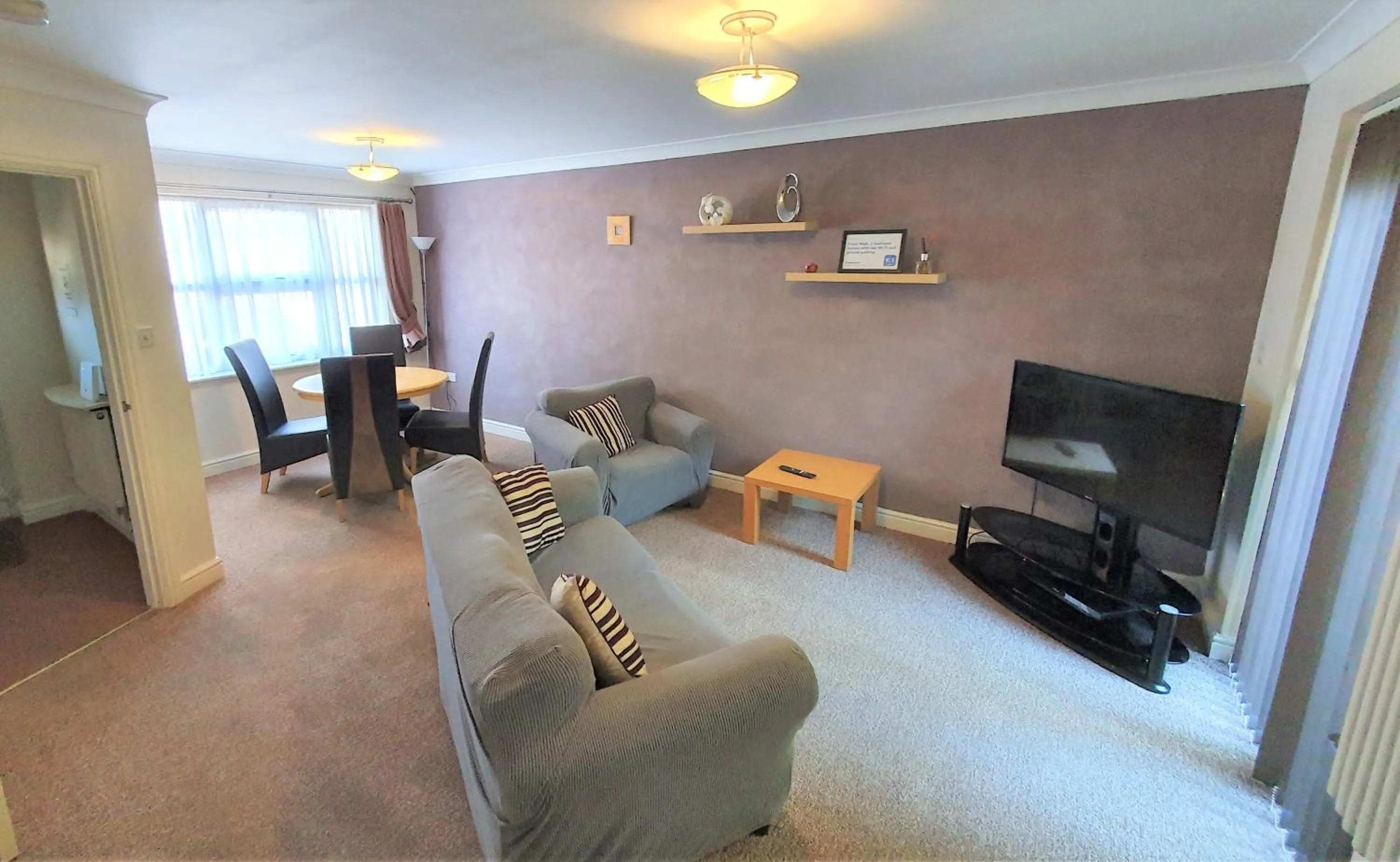 TV and multimedia in Friars Walk houses with 2 bedrooms, 2 bathrooms, fast Wi-Fi and private parking