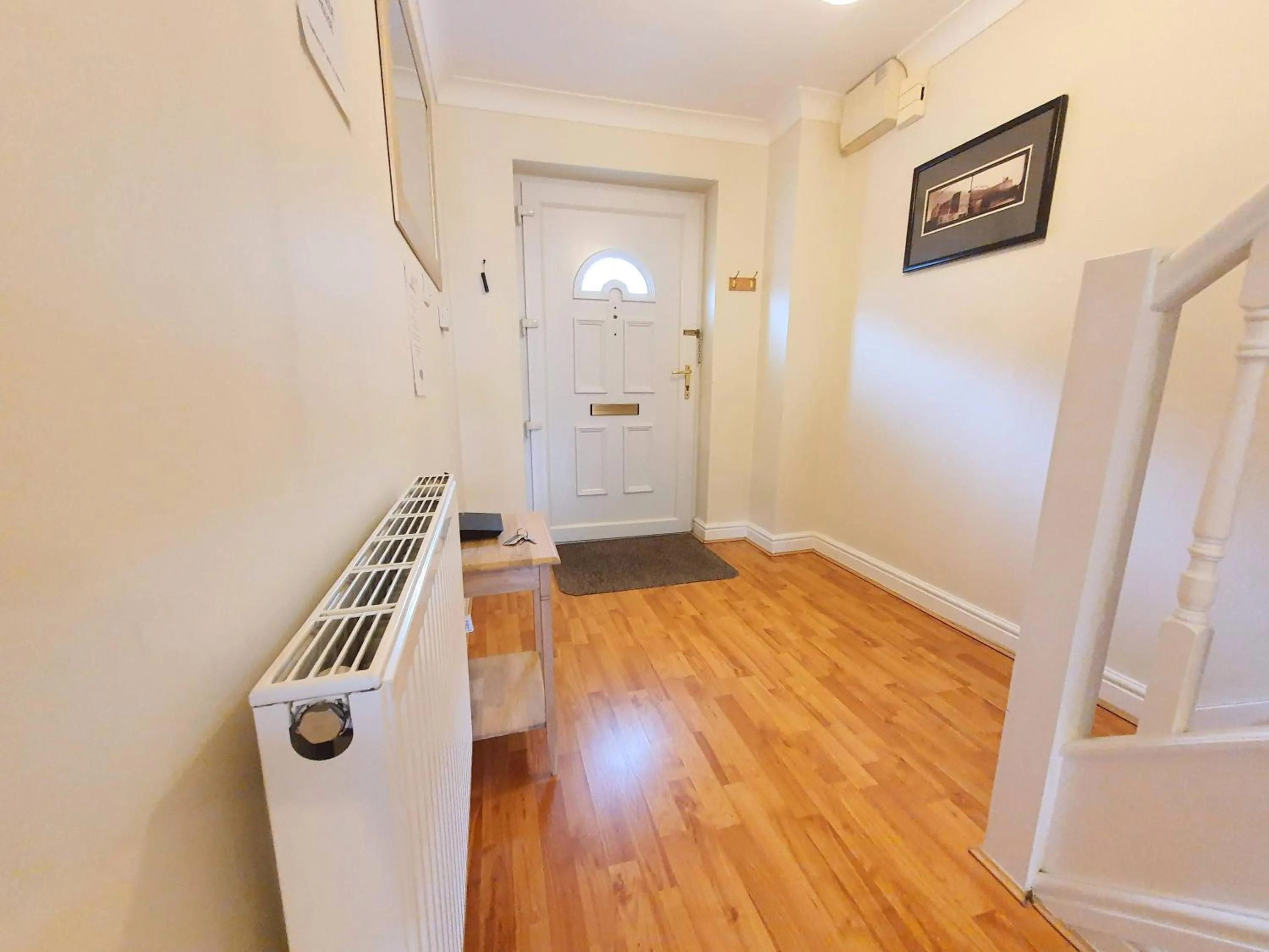 Lobby or reception in Friars Walk houses with 2 bedrooms, 2 bathrooms, fast Wi-Fi and private parking
