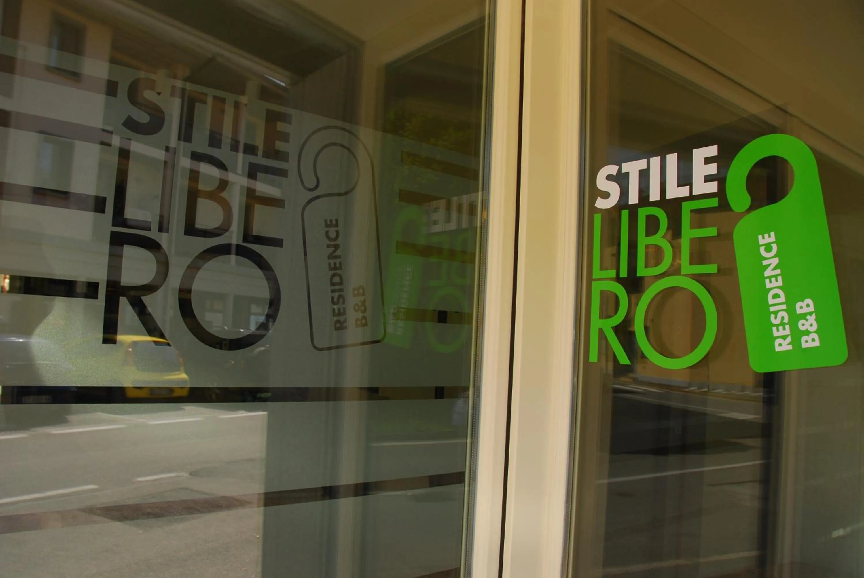 Facade/entrance in Stile Libero