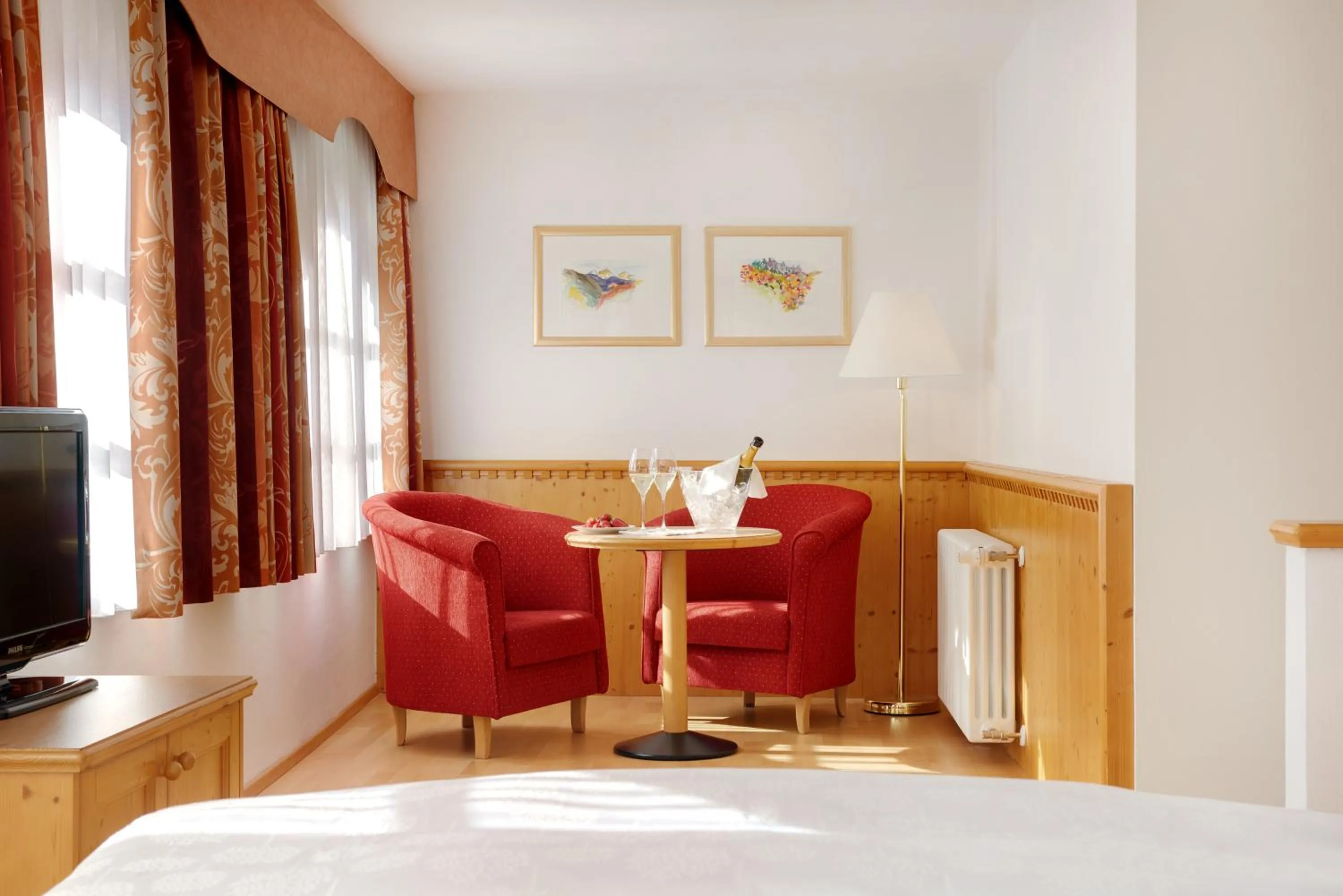 Bedroom in Parkhotel Post