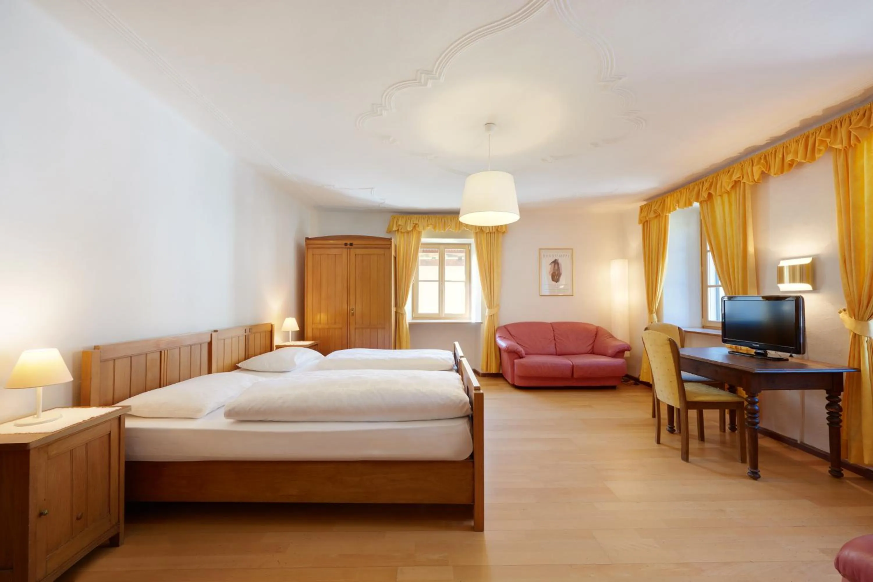 Bedroom in Parkhotel Post