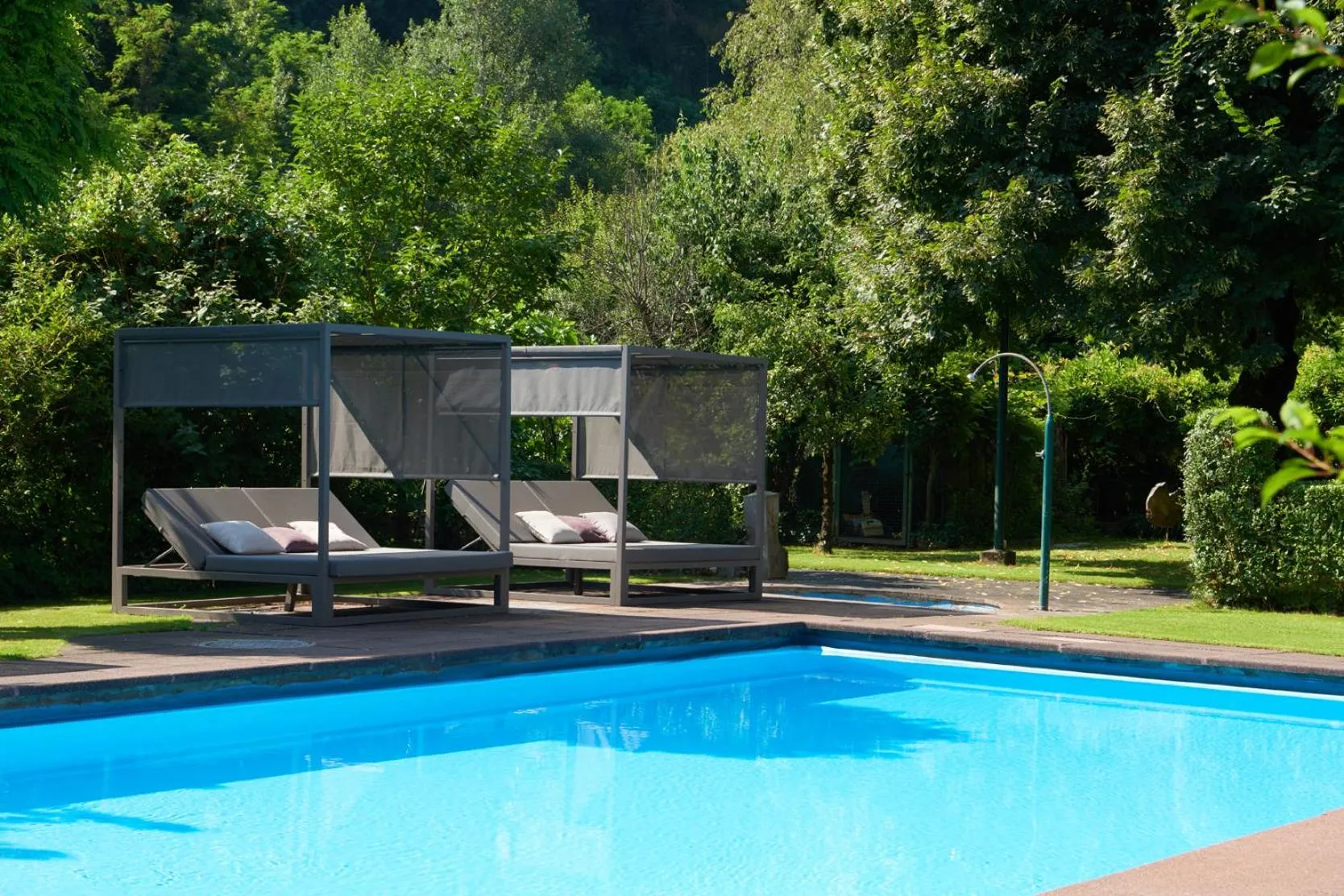 Swimming pool in Parkhotel Post