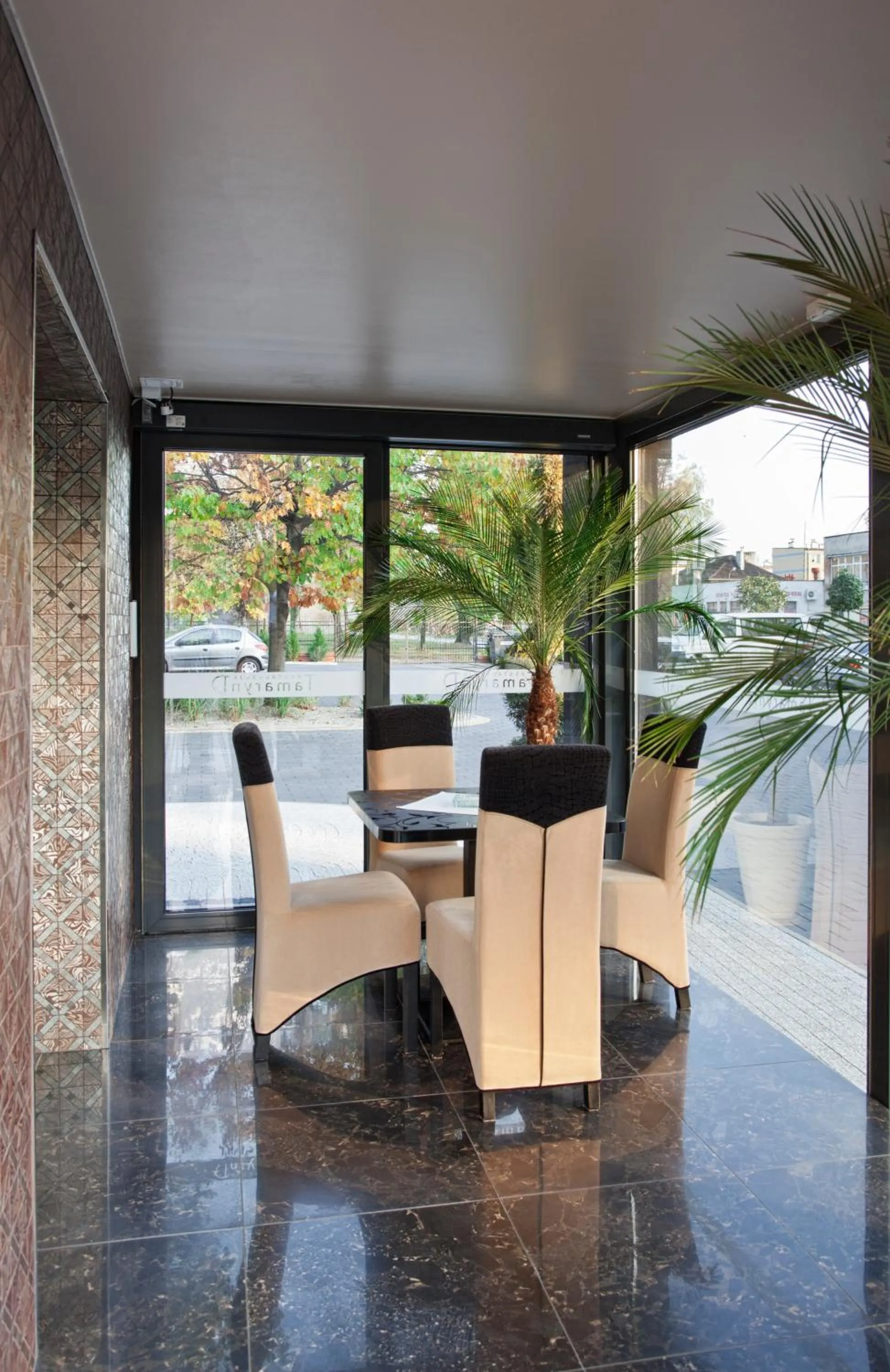 Restaurant/places to eat in M Hotel Sosnowiec