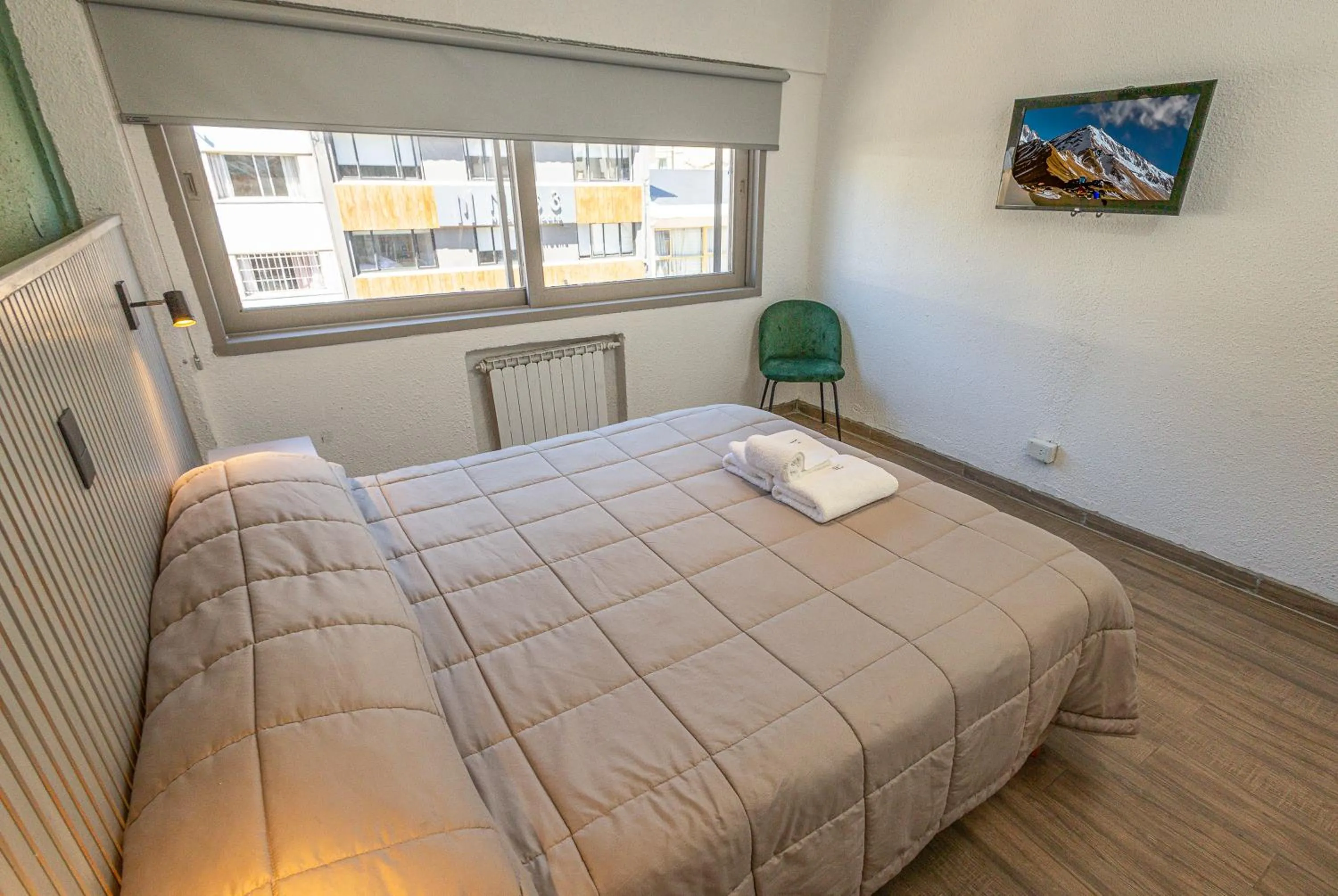 Bedroom, Bed in M382 Hotel Bariloche