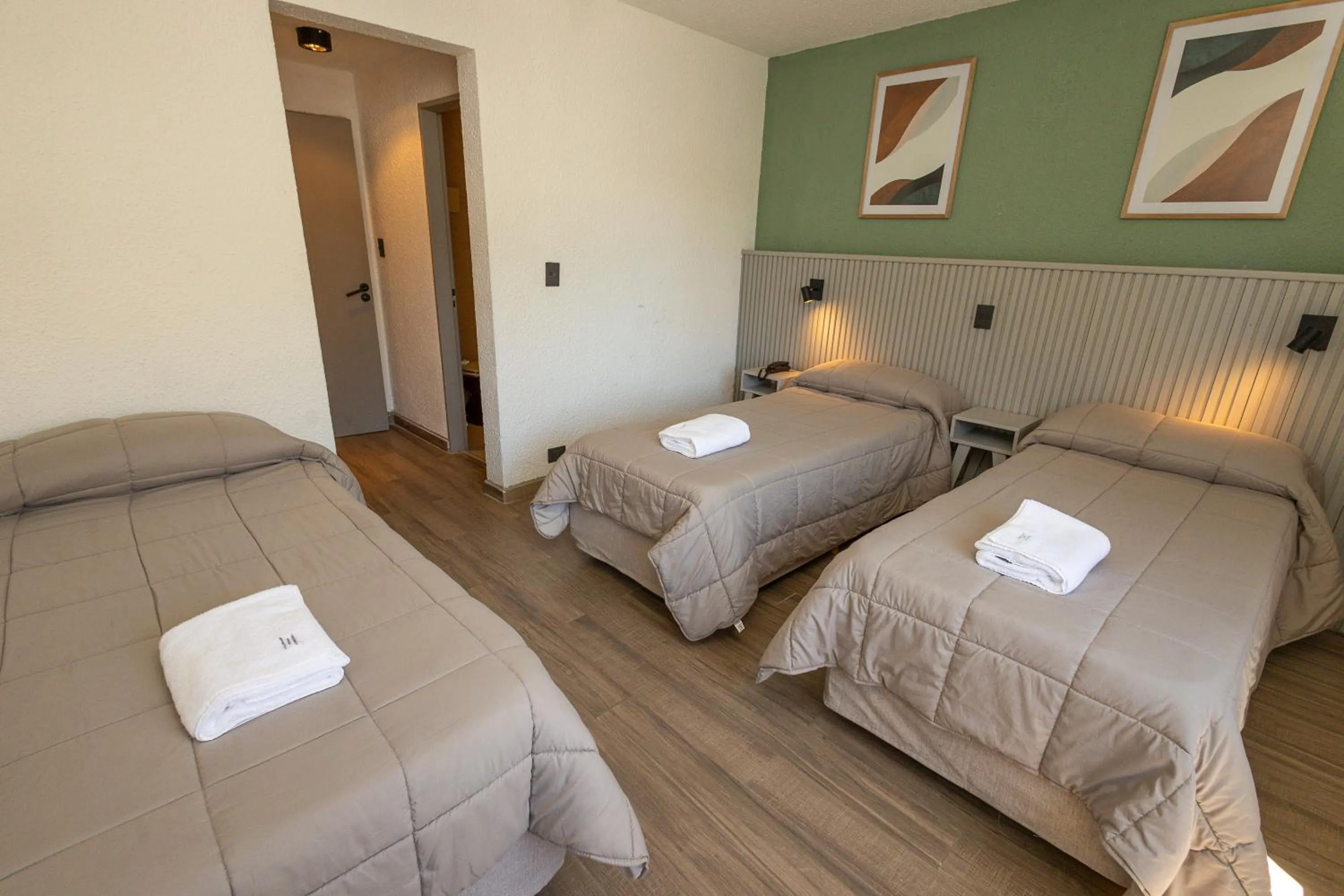 Bedroom, Bed in M382 Hotel Bariloche