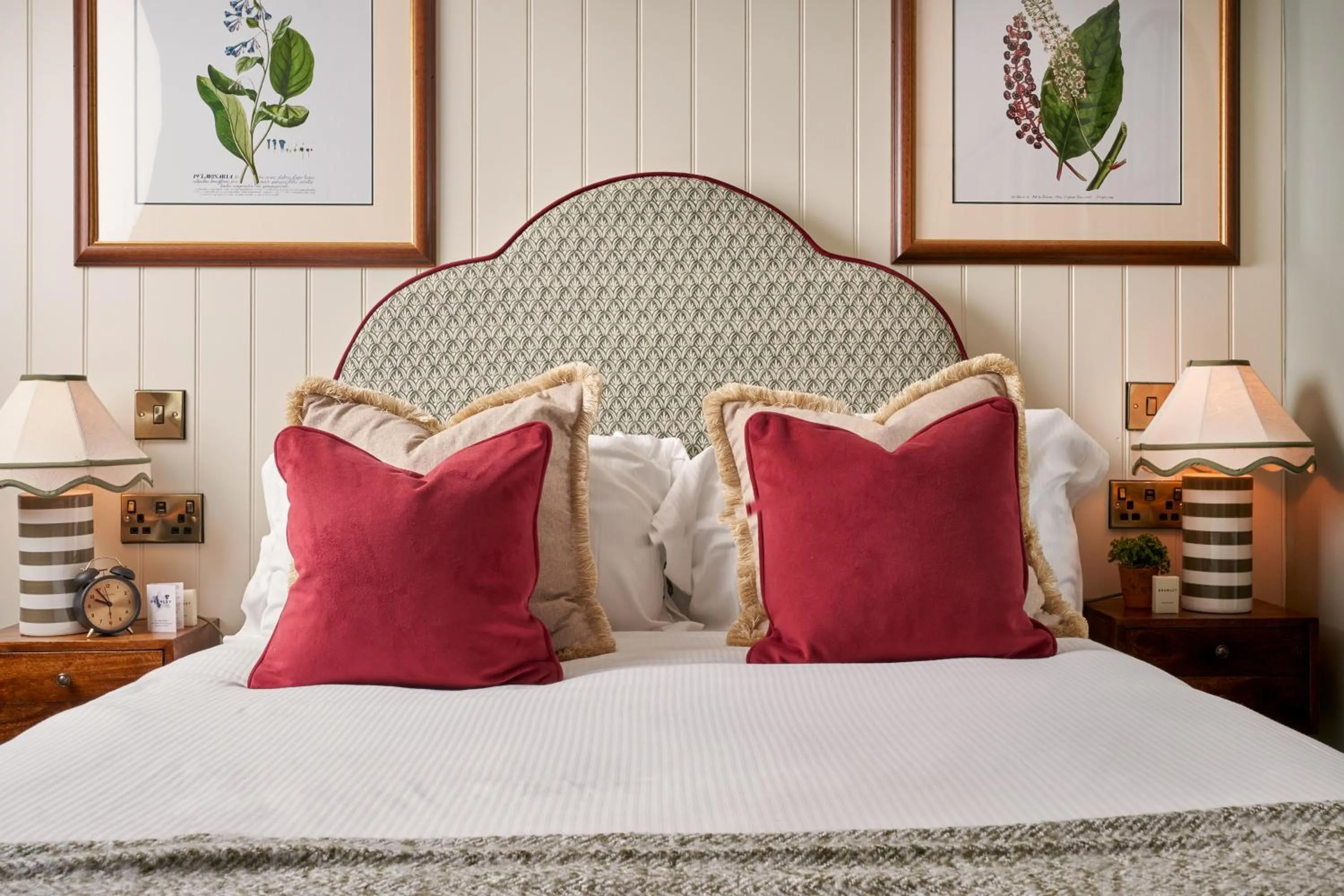 Bed in King John Inn