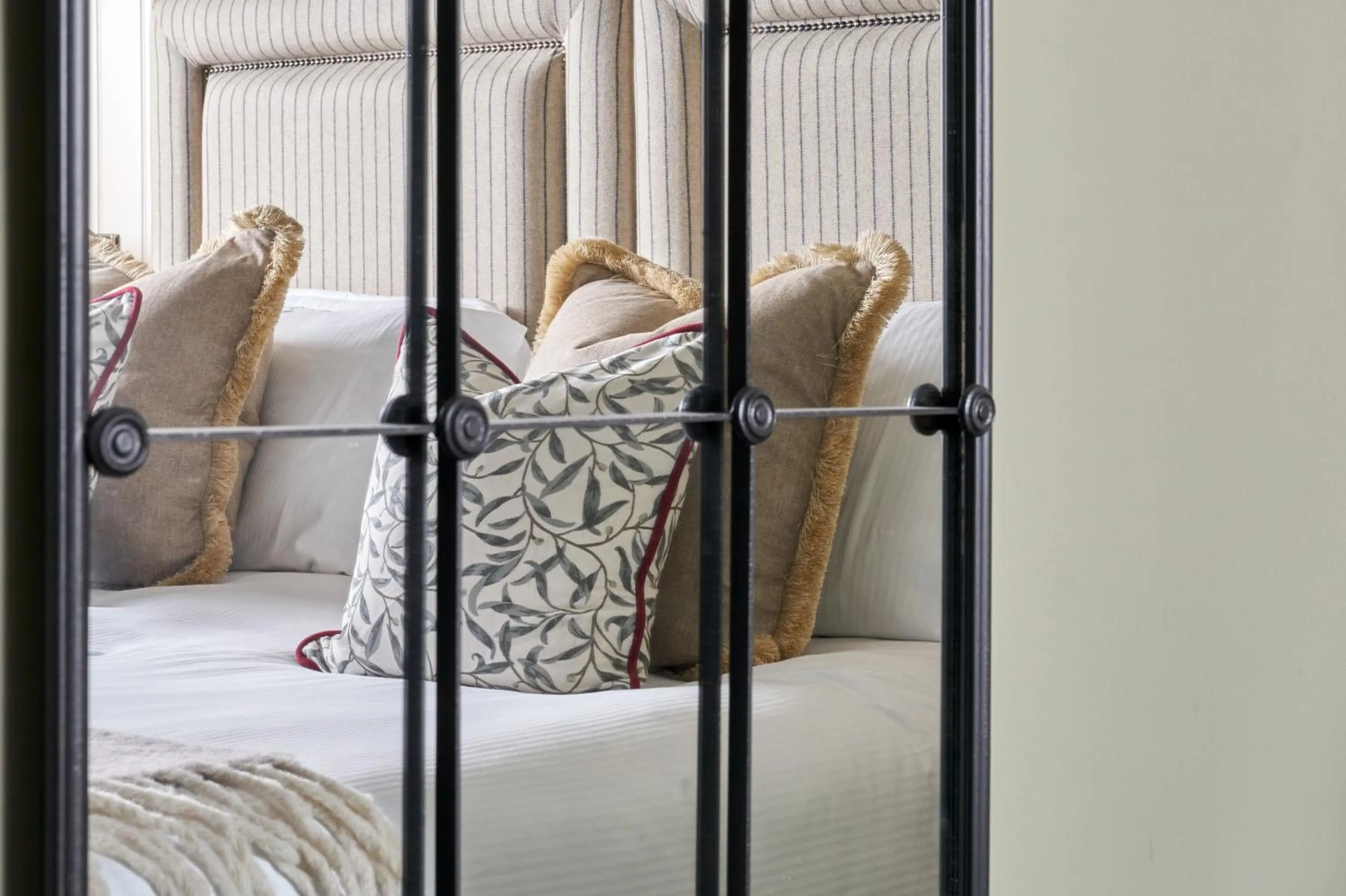 Bed in King John Inn