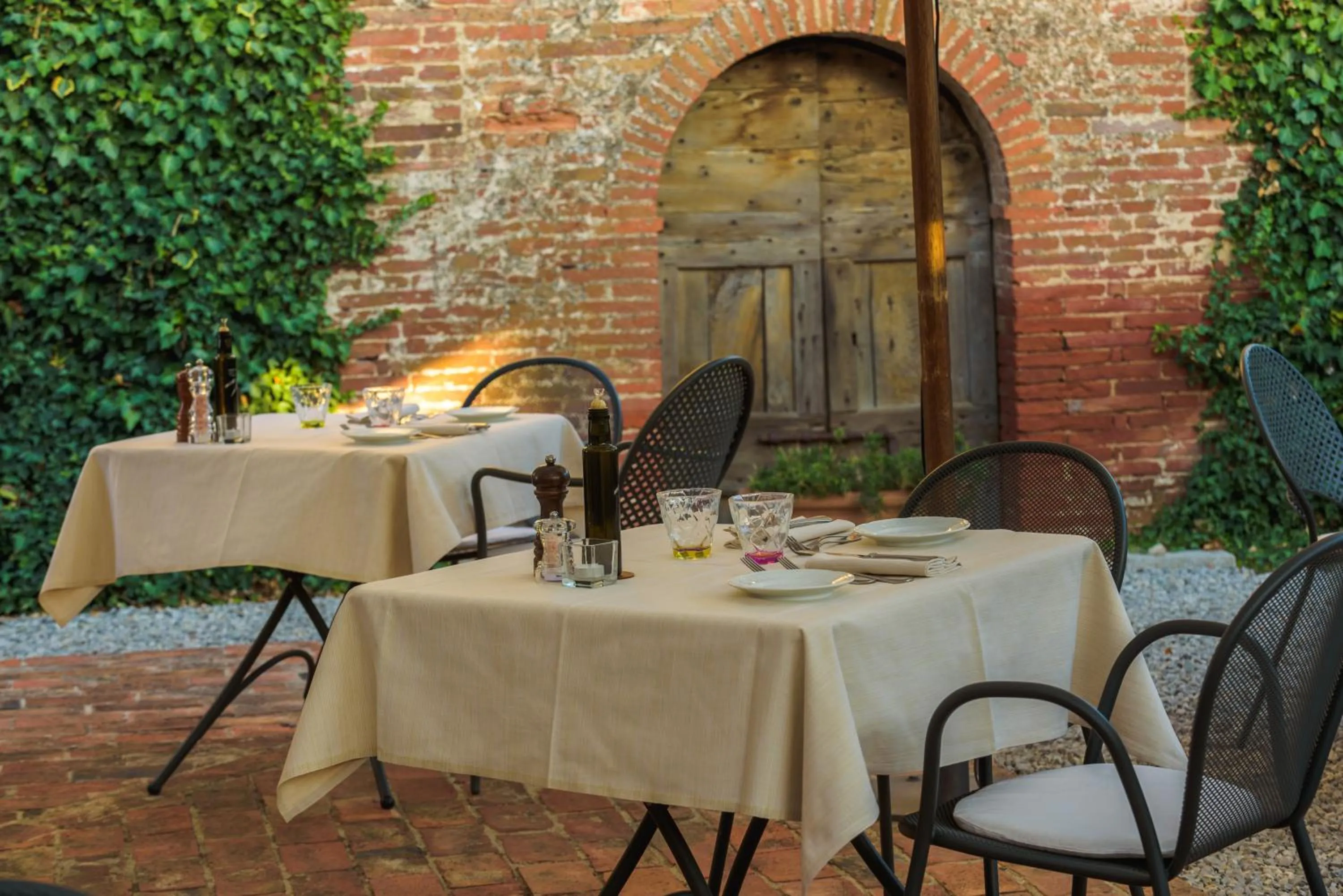 Restaurant/places to eat in Relais la Leopoldina
