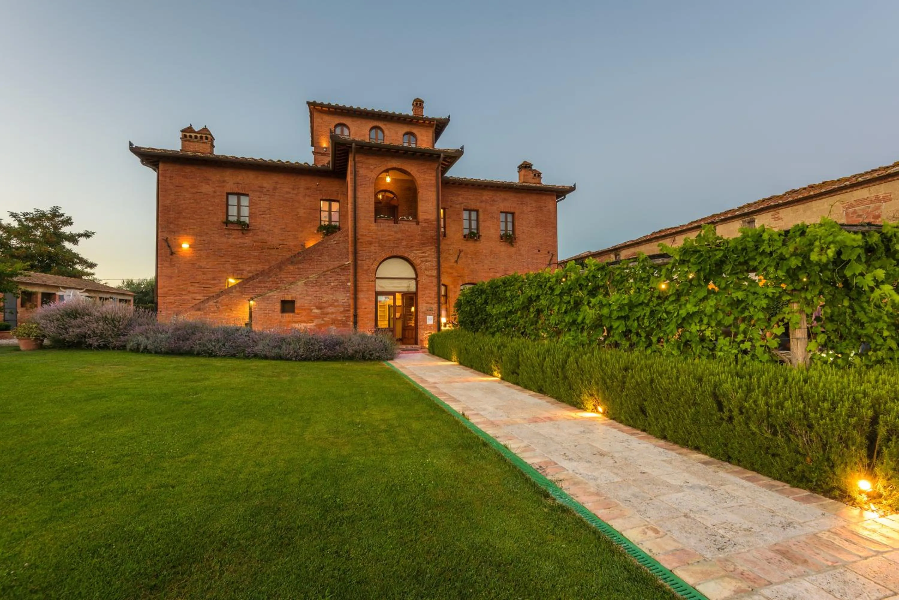 Facade/entrance in Relais la Leopoldina