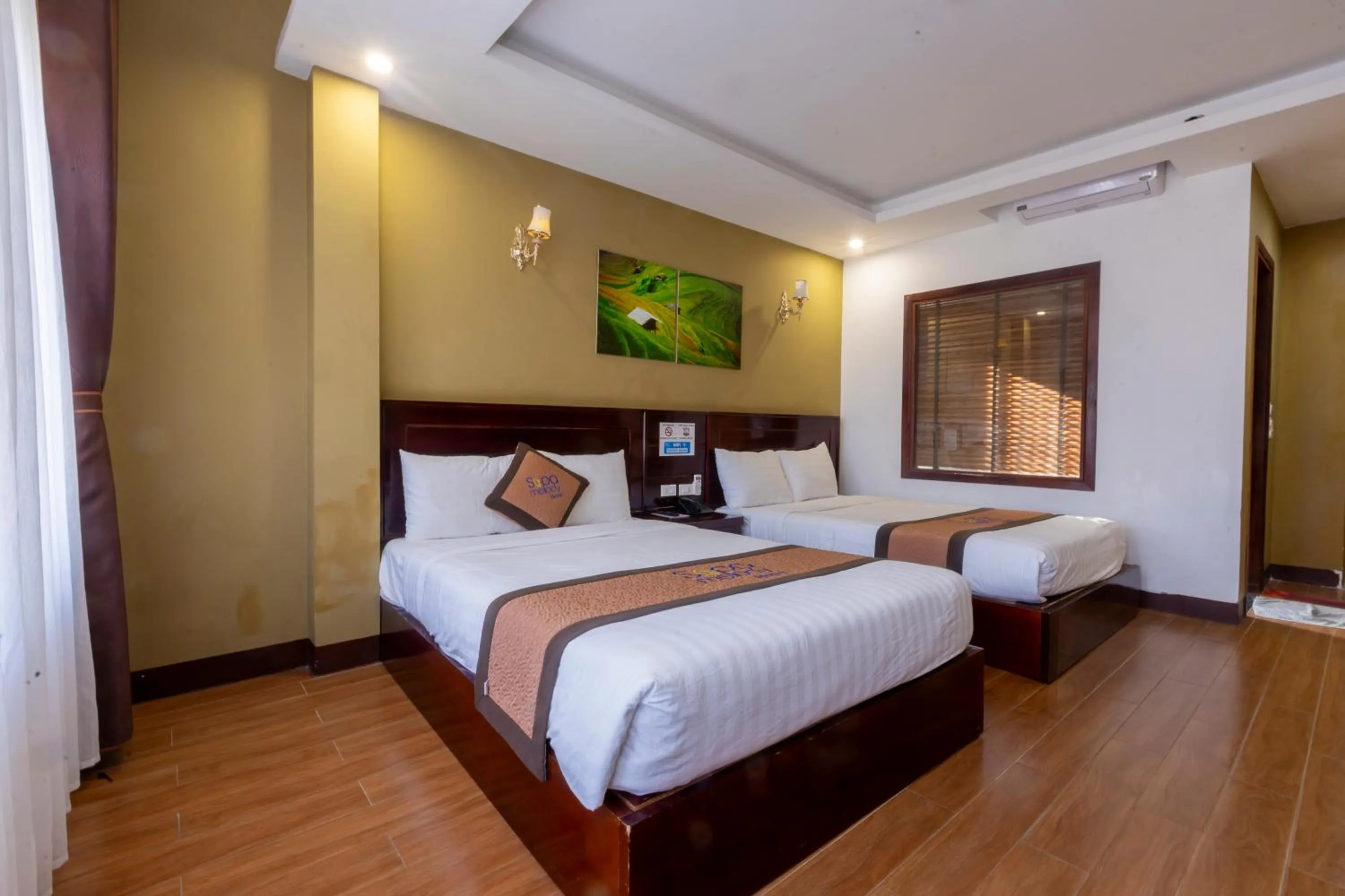 Bed in Sapa Melody Hotel