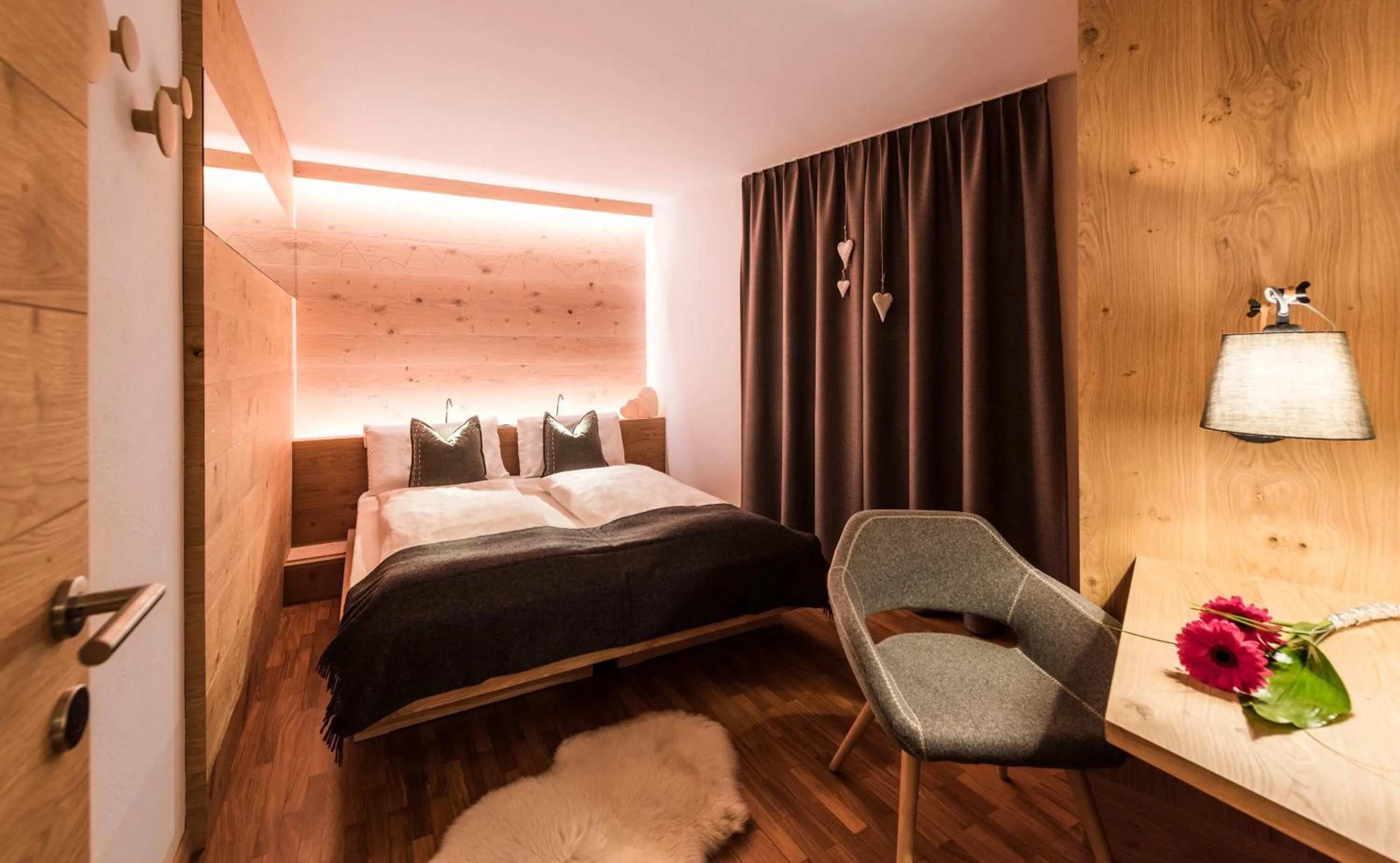 Photo of the whole room, Bed in Residence Sovara