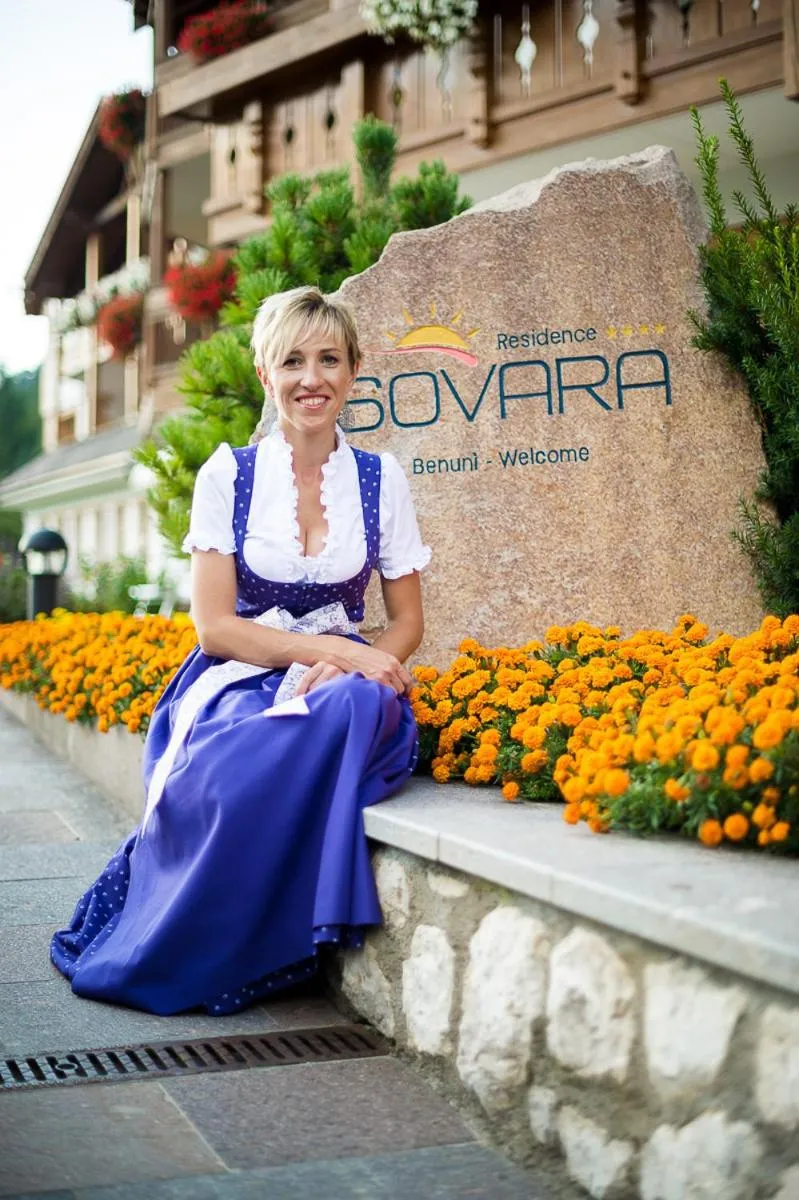 Family in Residence Sovara