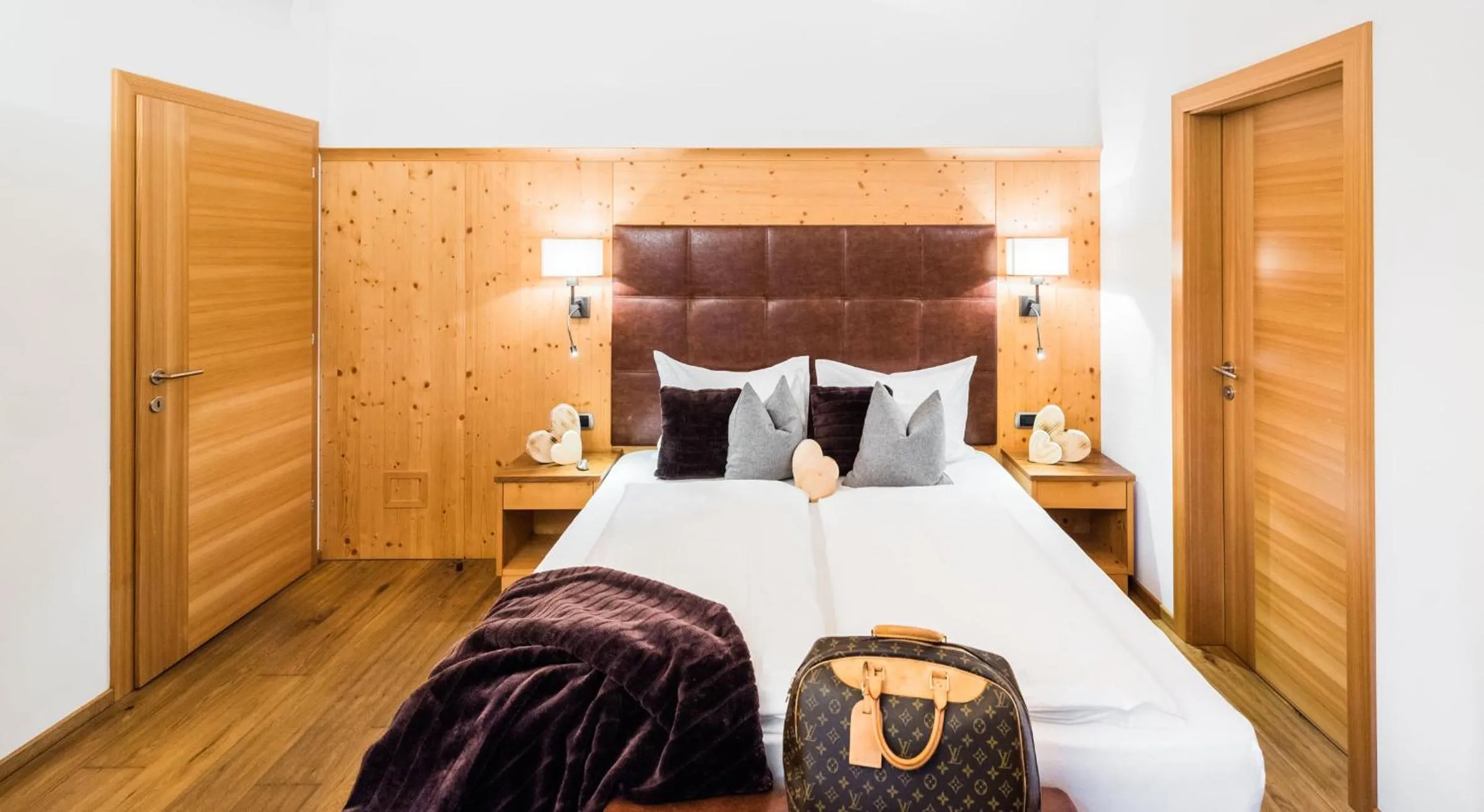 Bed in Residence Sovara