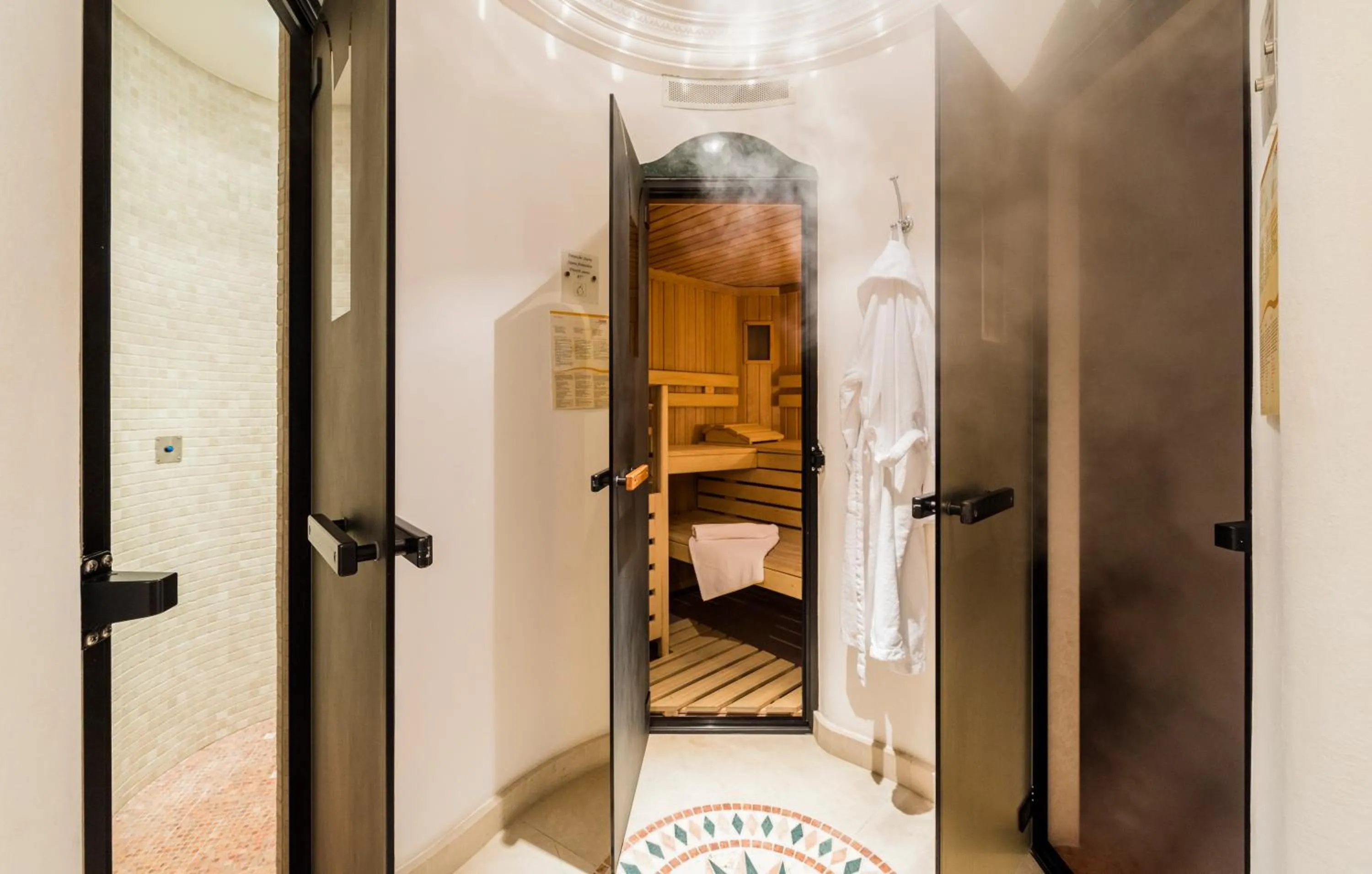 Sauna in Residence Sovara