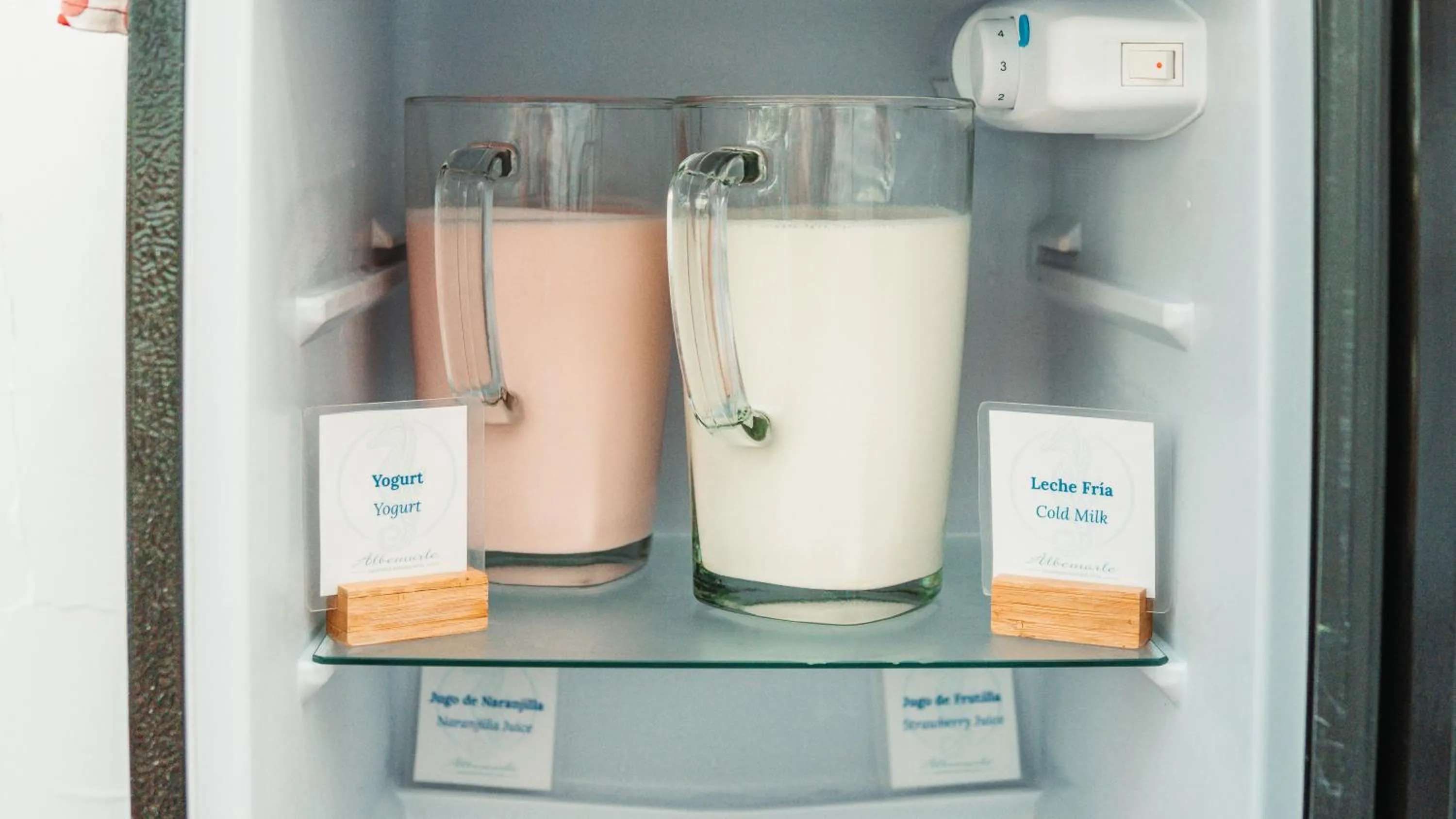 Buffet breakfast in Hotel Albemarle Galapagos Beachfront