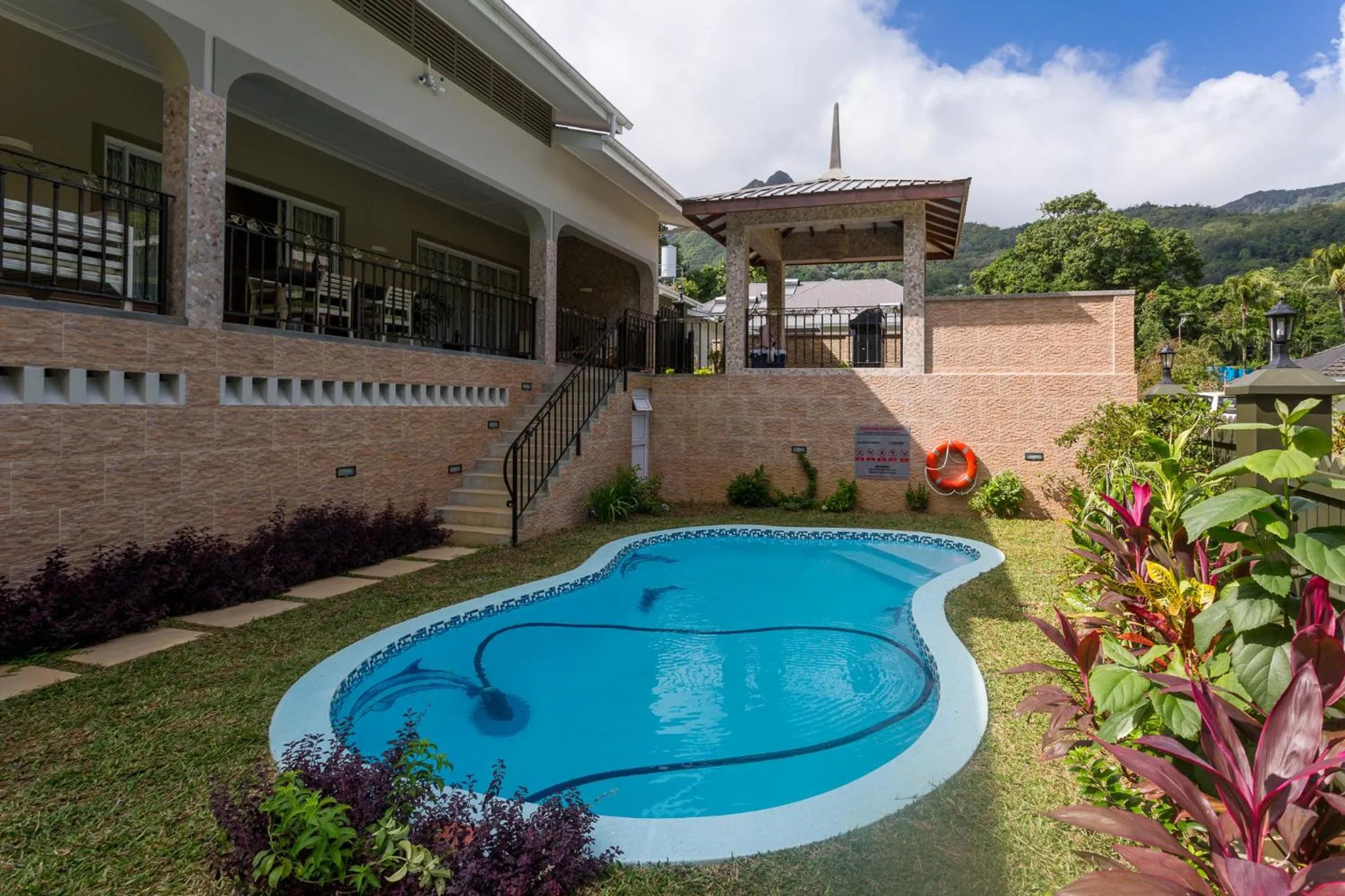 Property building in Beau Vallon Villa Chalets