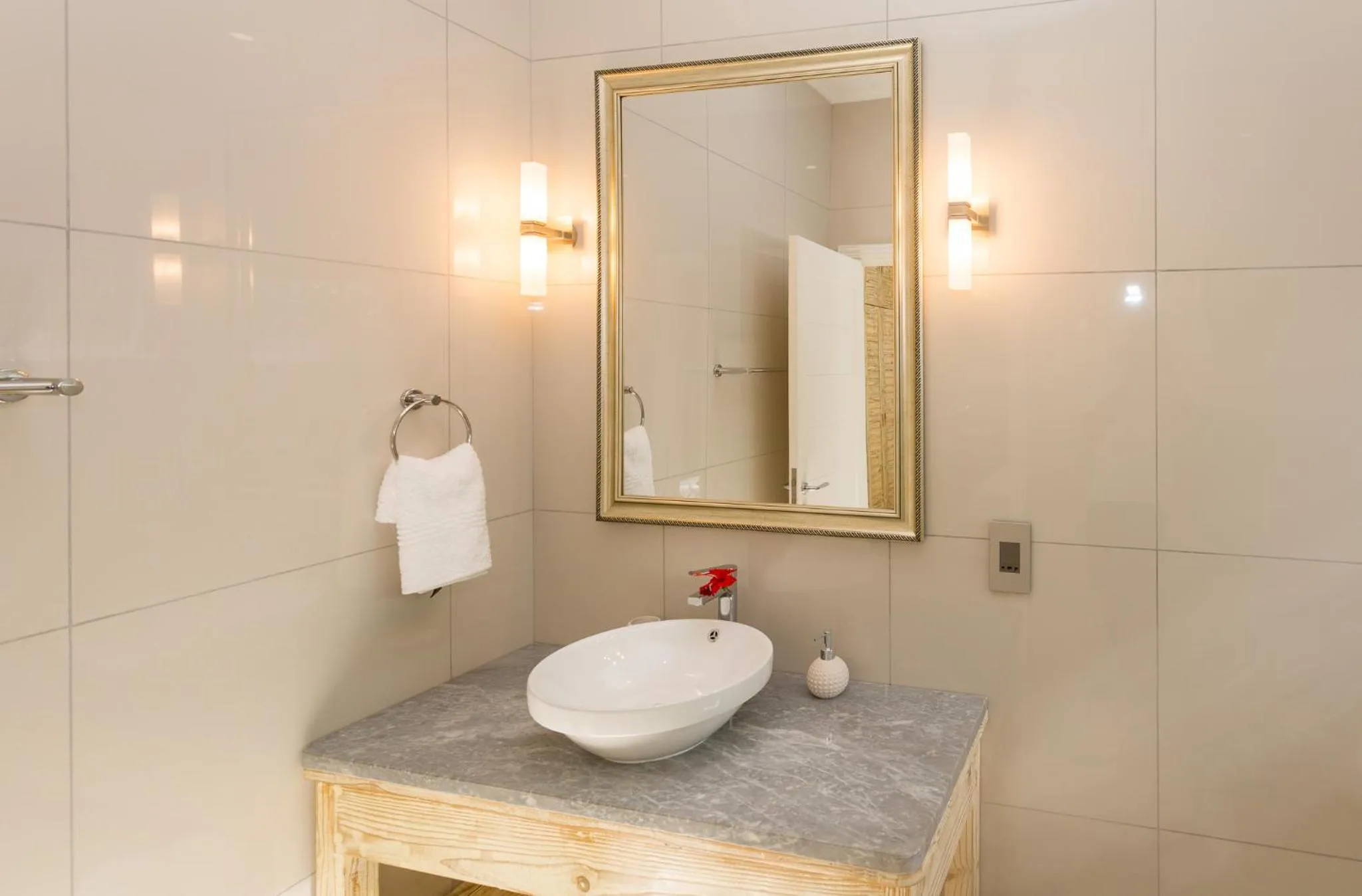 Beau Vallon Villa Chalets