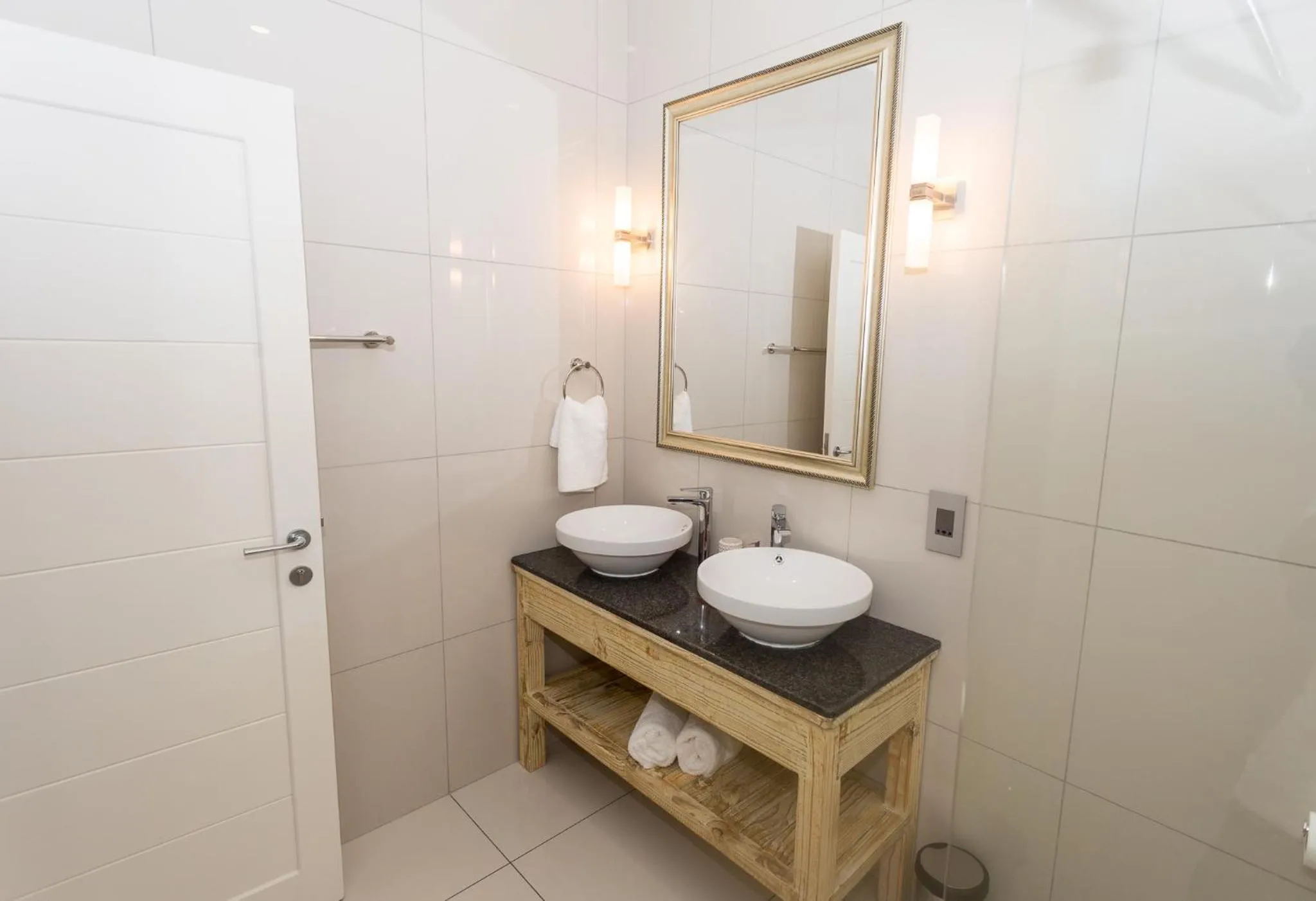 Beau Vallon Villa Chalets