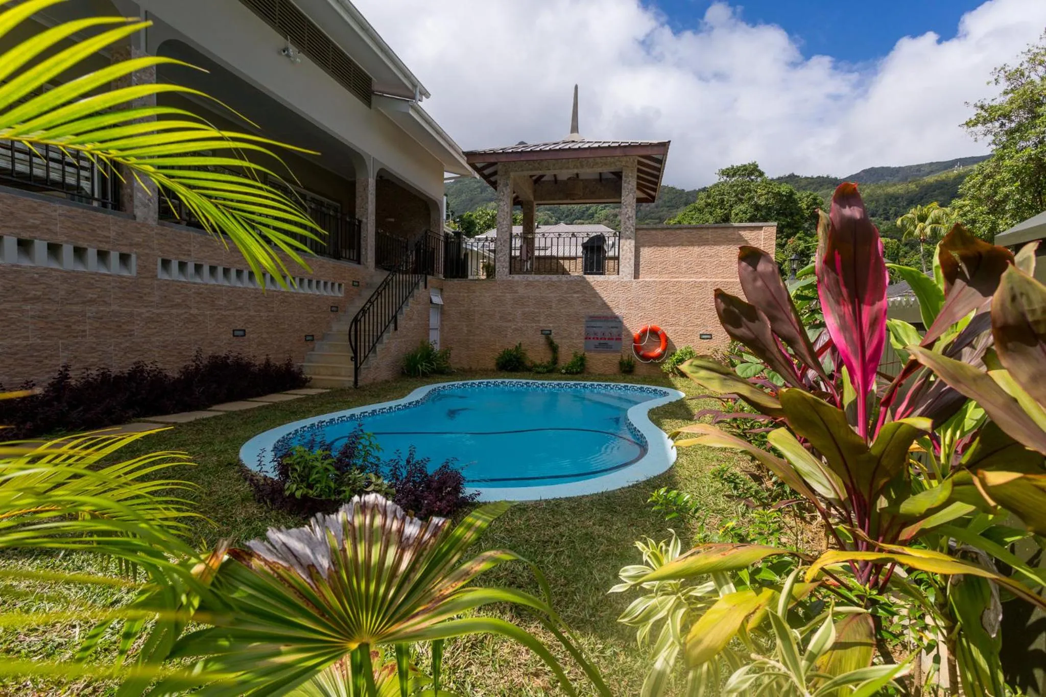 Beau Vallon Villa Chalets