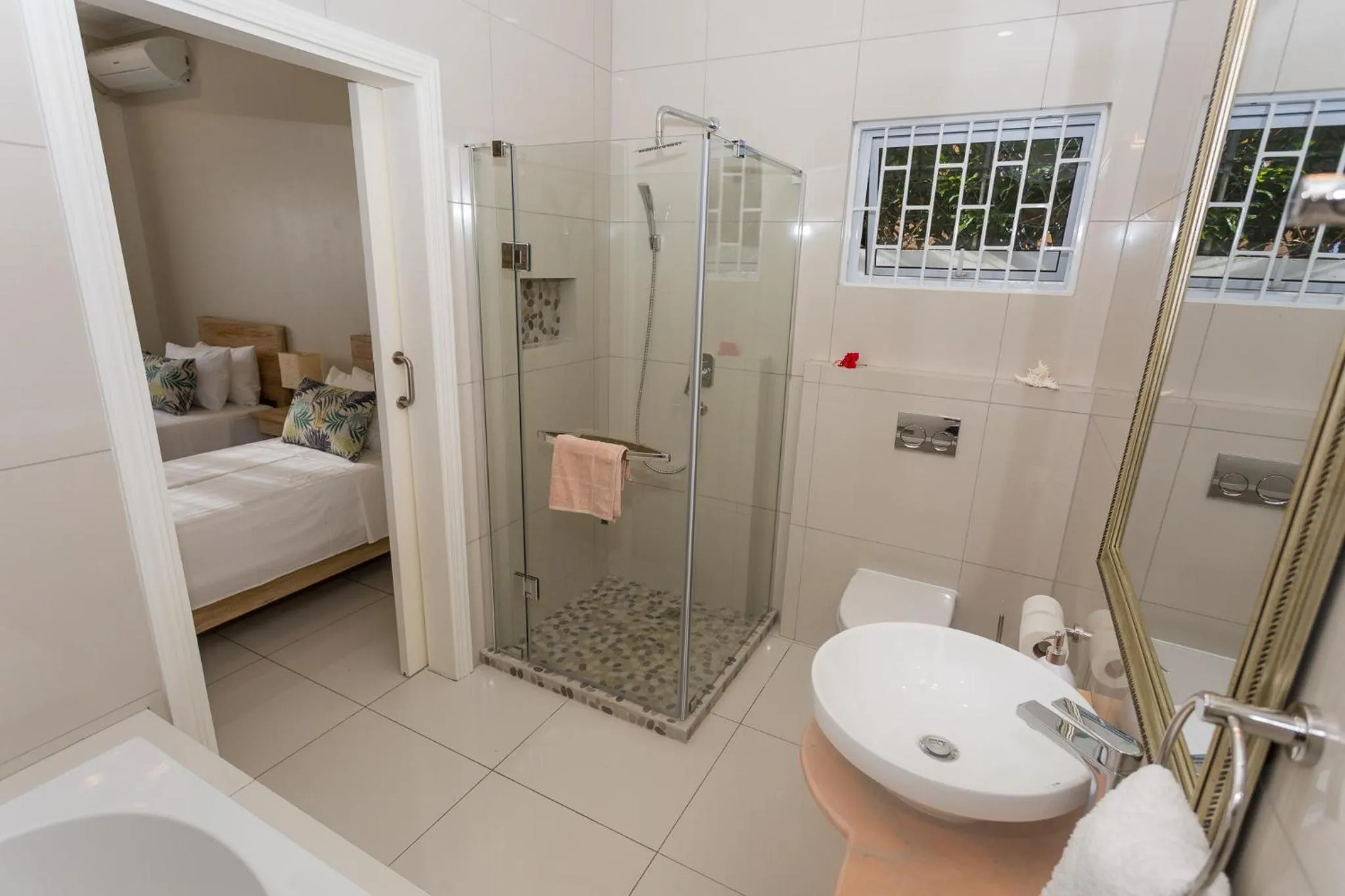 Beau Vallon Villa Chalets