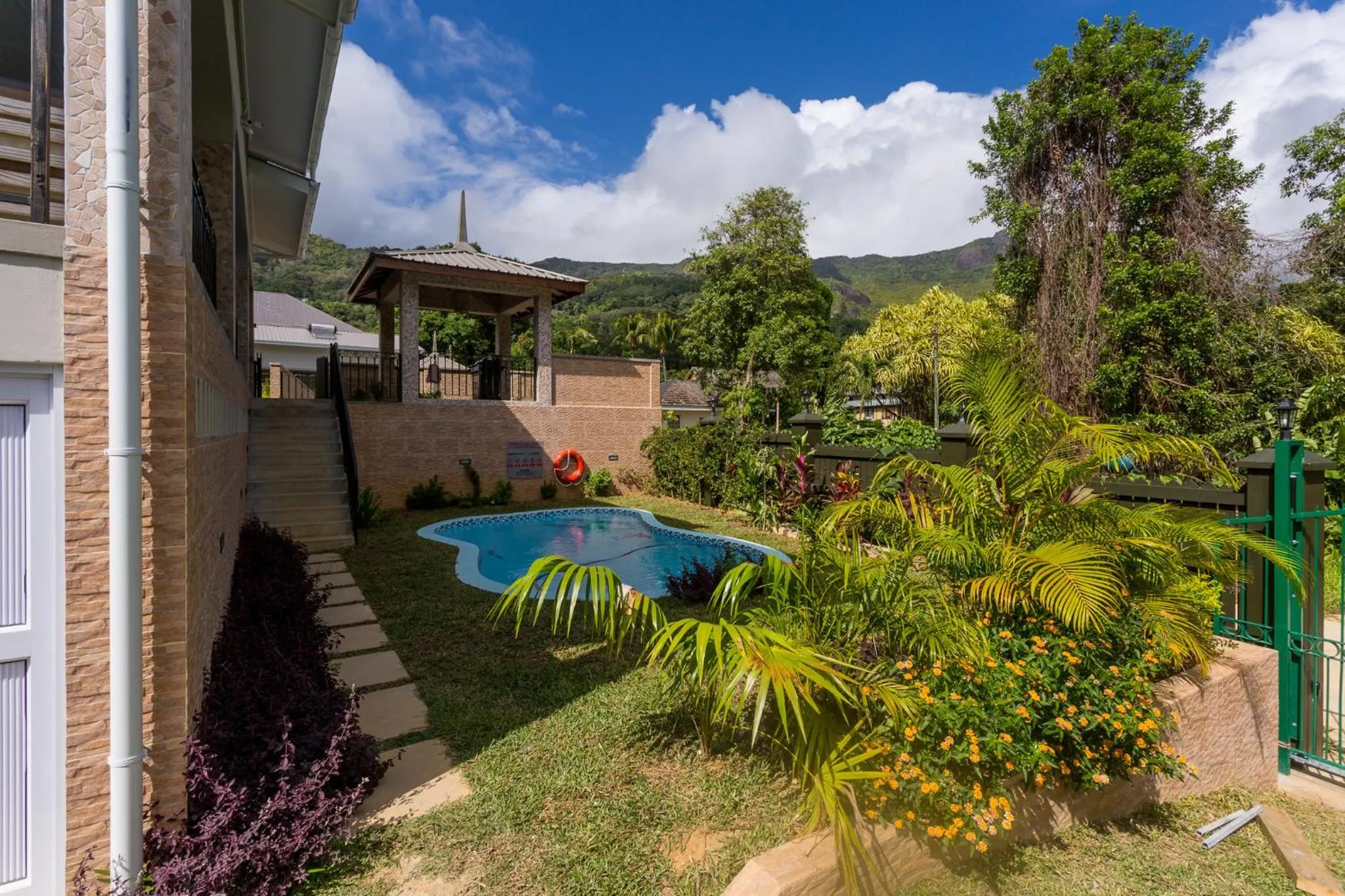 Property building in Beau Vallon Villa Chalets