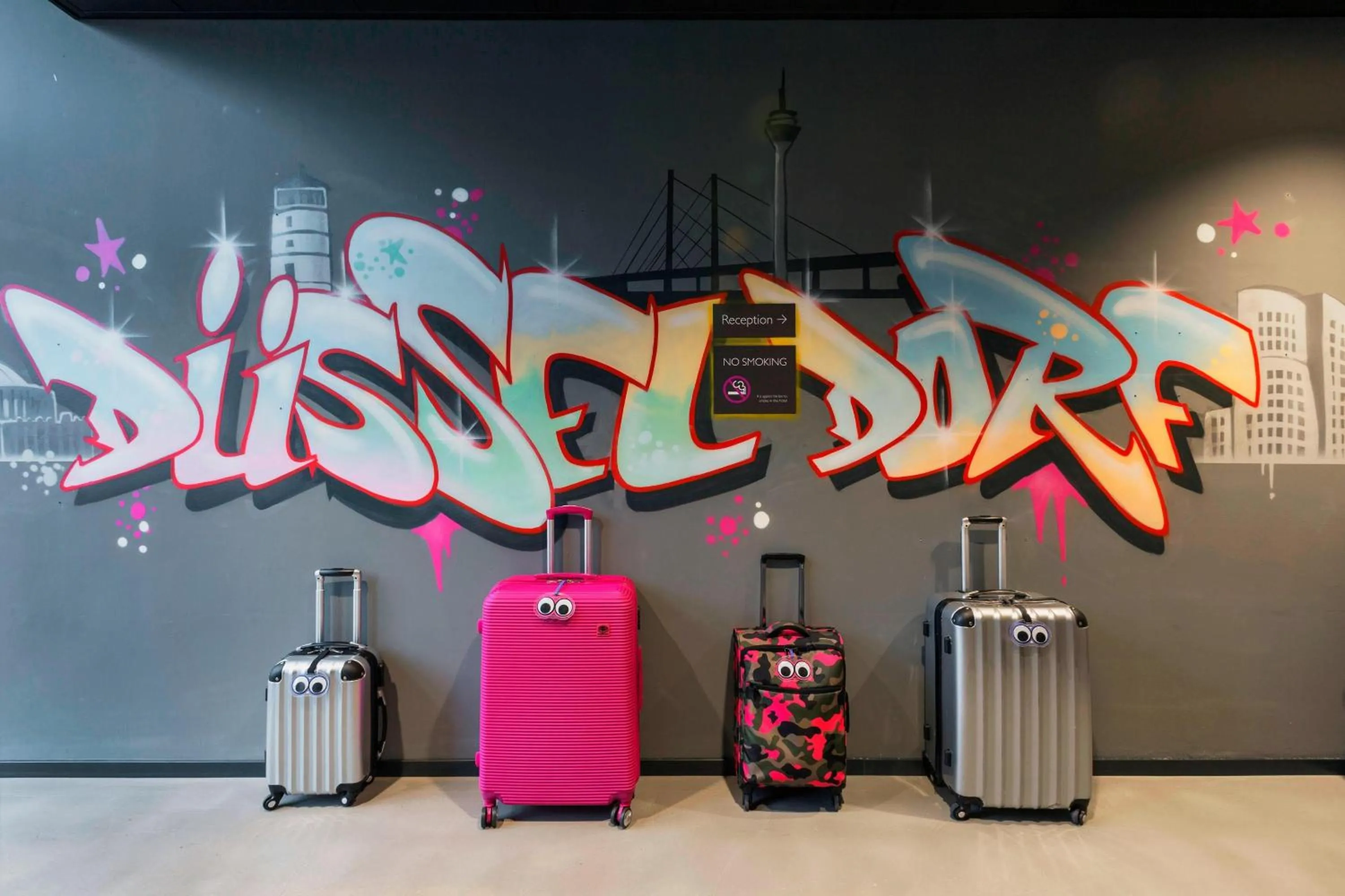 Lobby or reception in Moxy Duesseldorf South