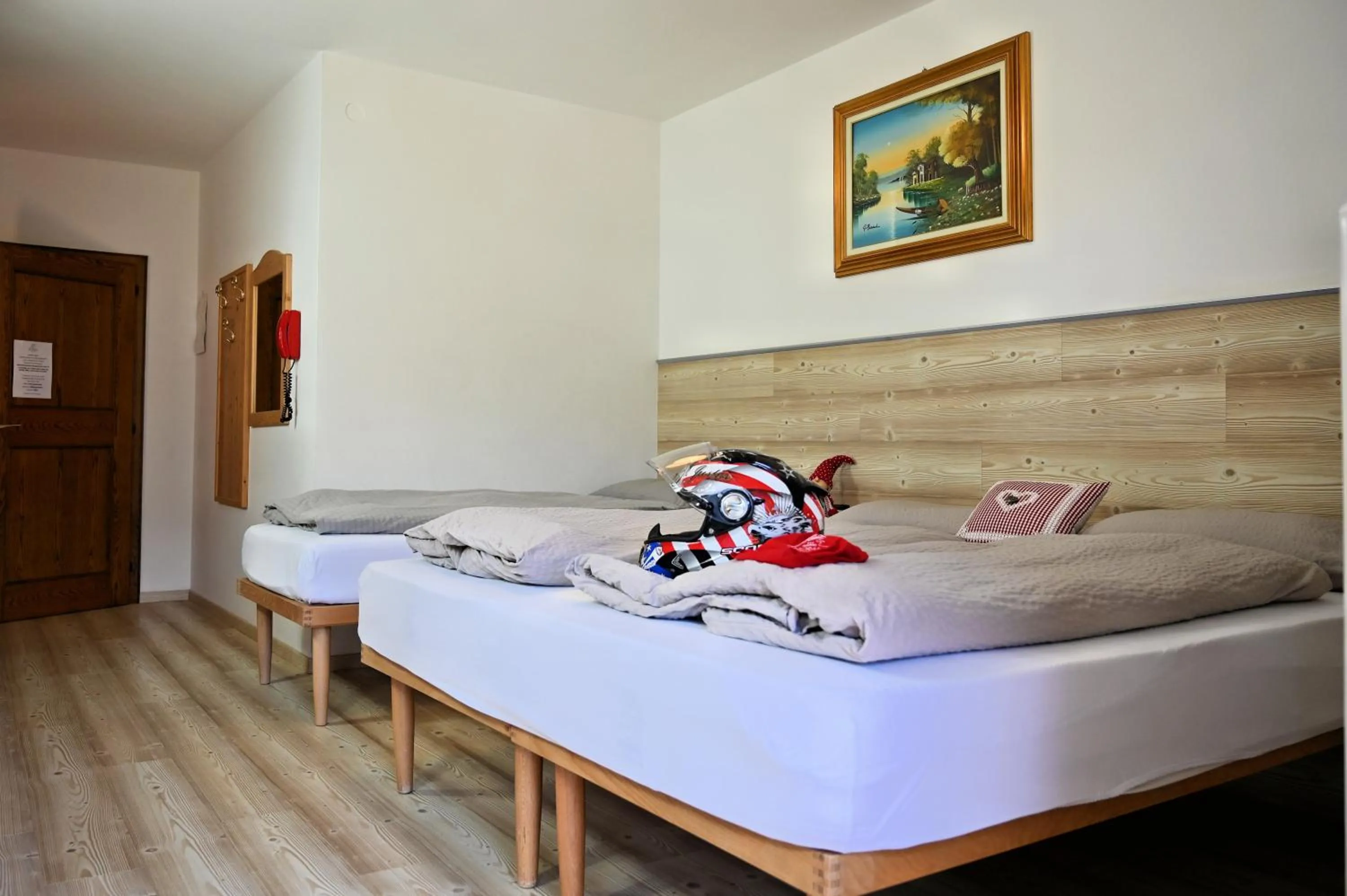 Photo of the whole room, Bed in Albergo Panorama