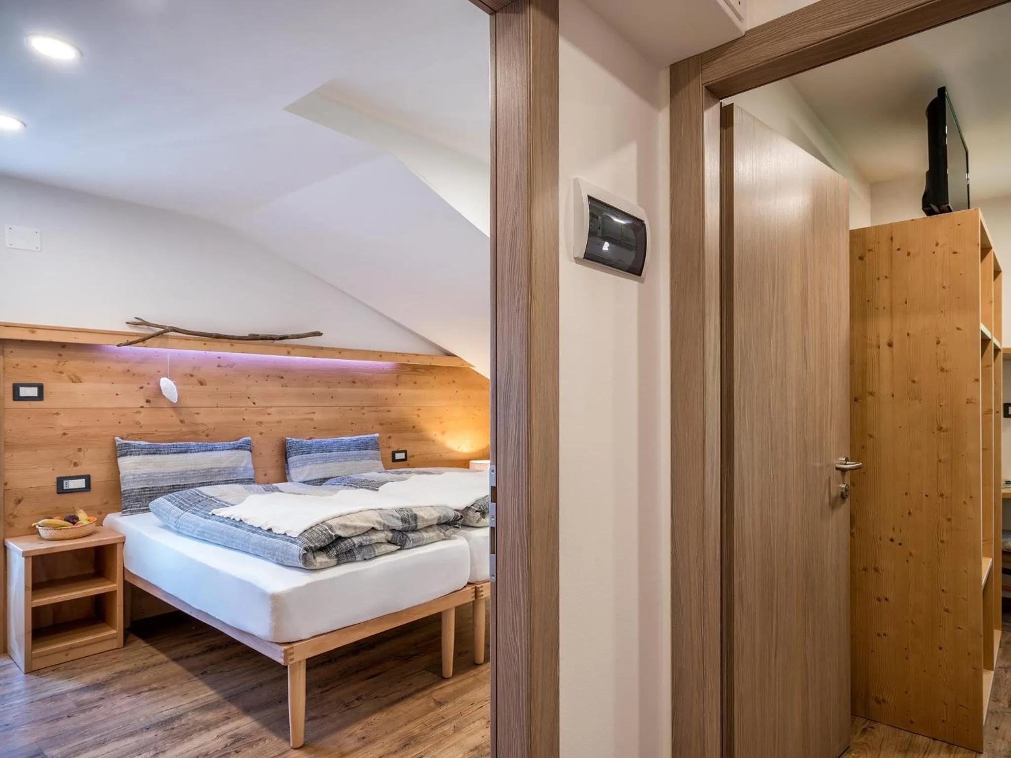 Photo of the whole room, Bed in Albergo Panorama