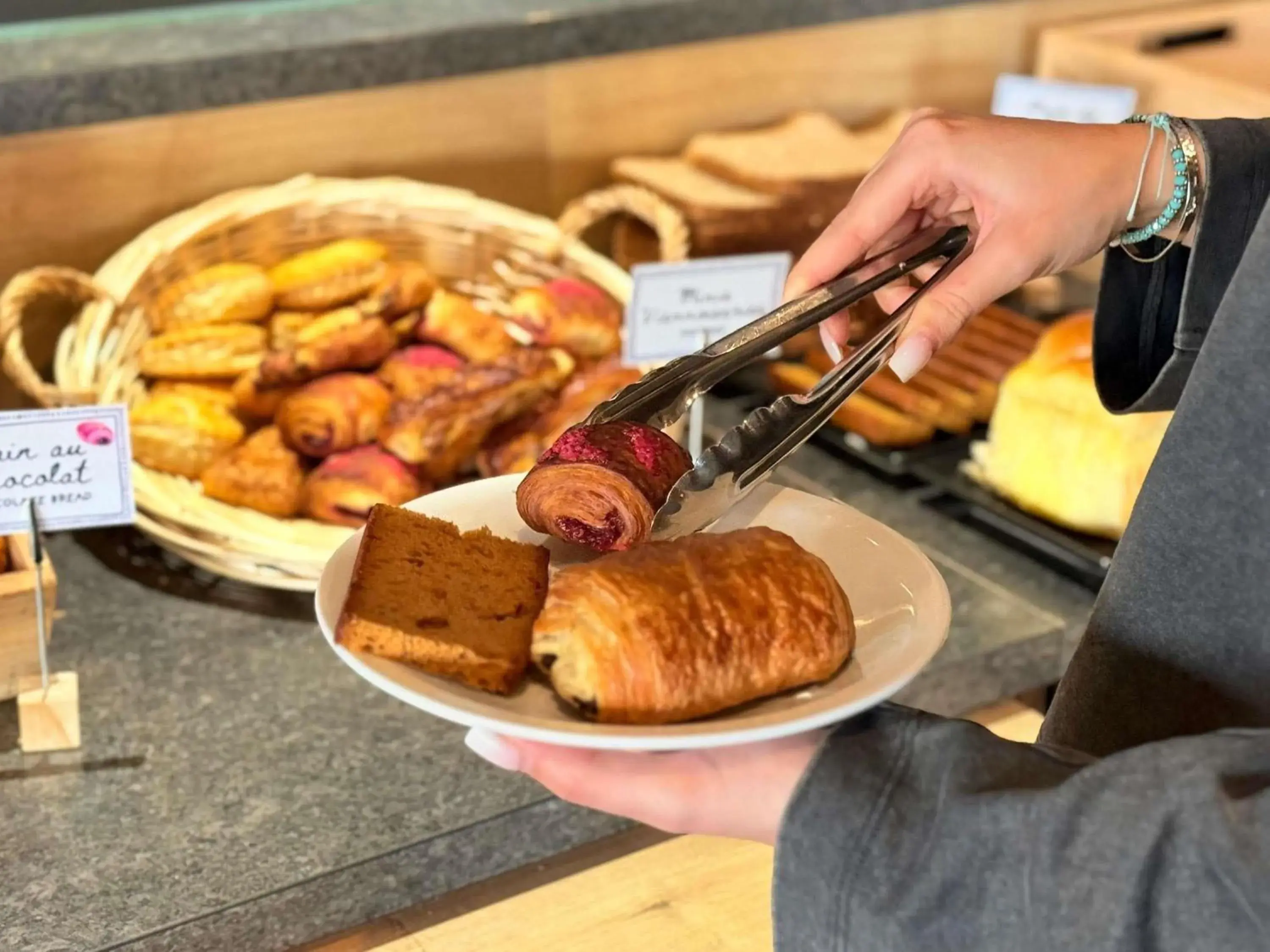 Breakfast in ibis Dijon Sud Breakfast in ibis Dijon Sud