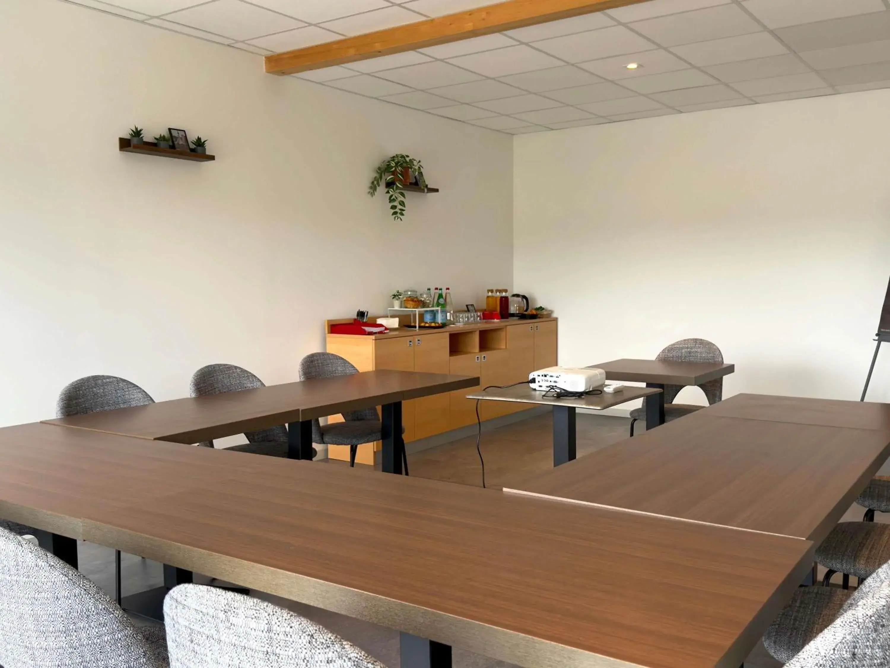 Property building in ibis Dijon Sud Property building in ibis Dijon Sud