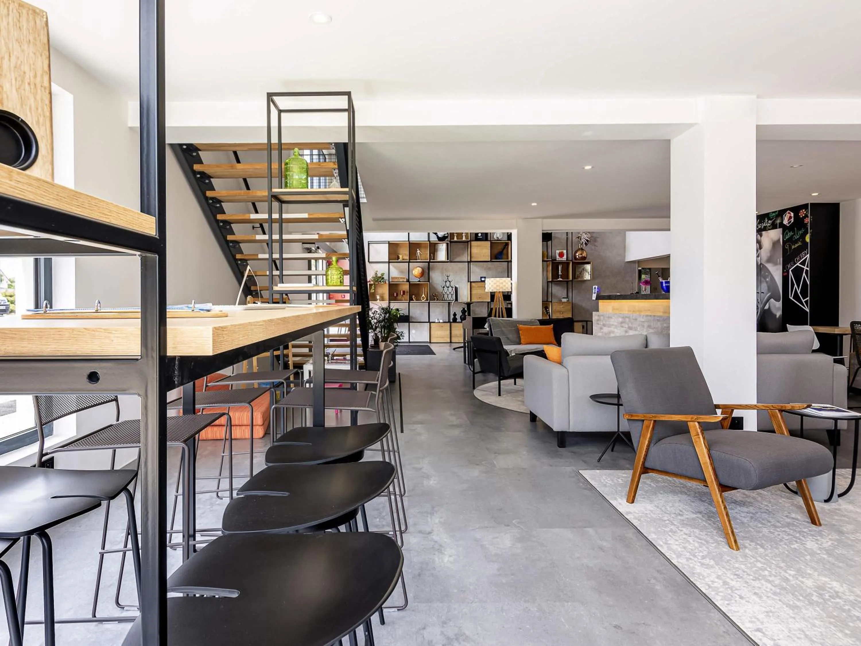 Property building in ibis Dijon Sud