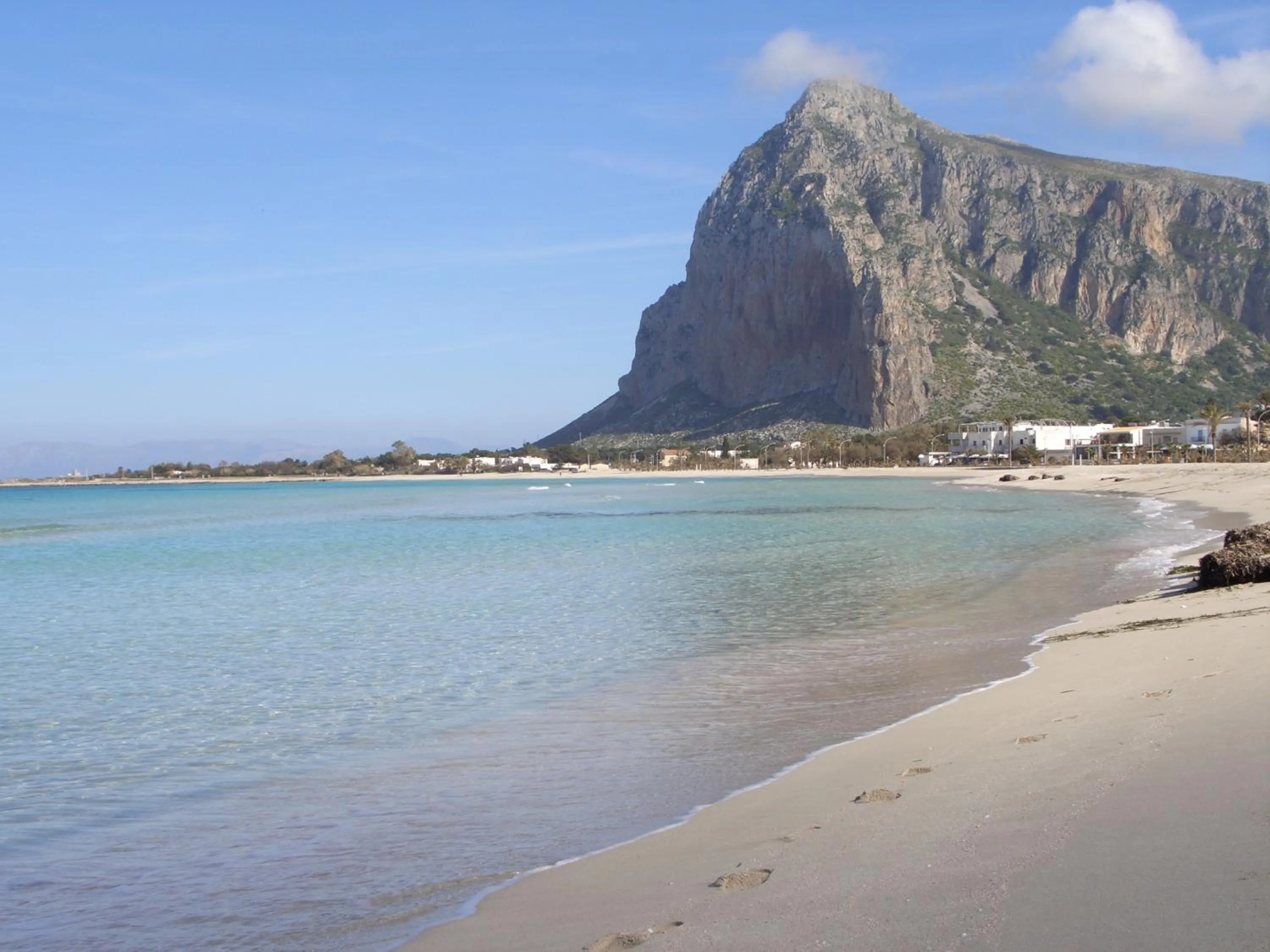 Beach in Affittacamere Aloe