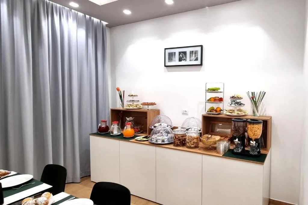 Buffet breakfast in Affittacamere Aloe