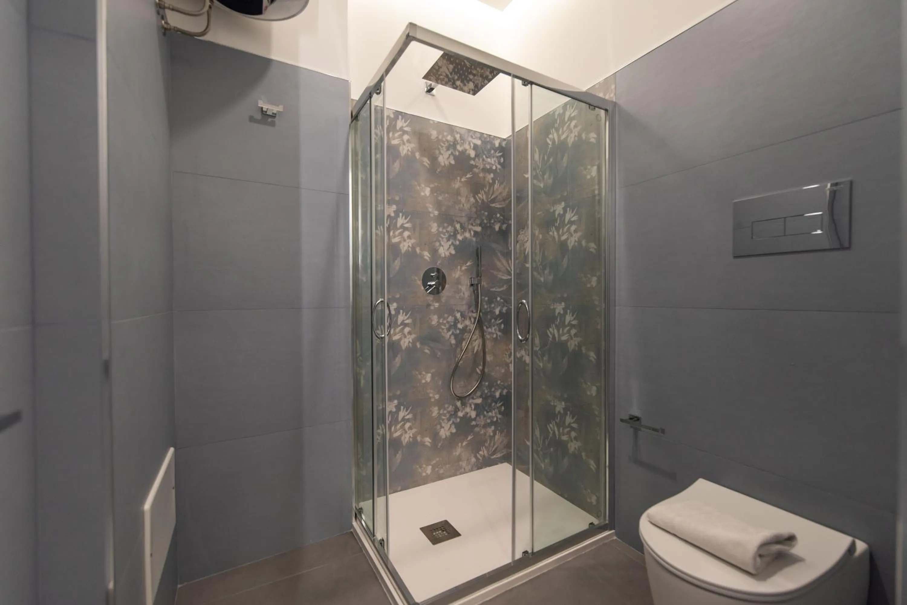 Shower in Affittacamere Aloe