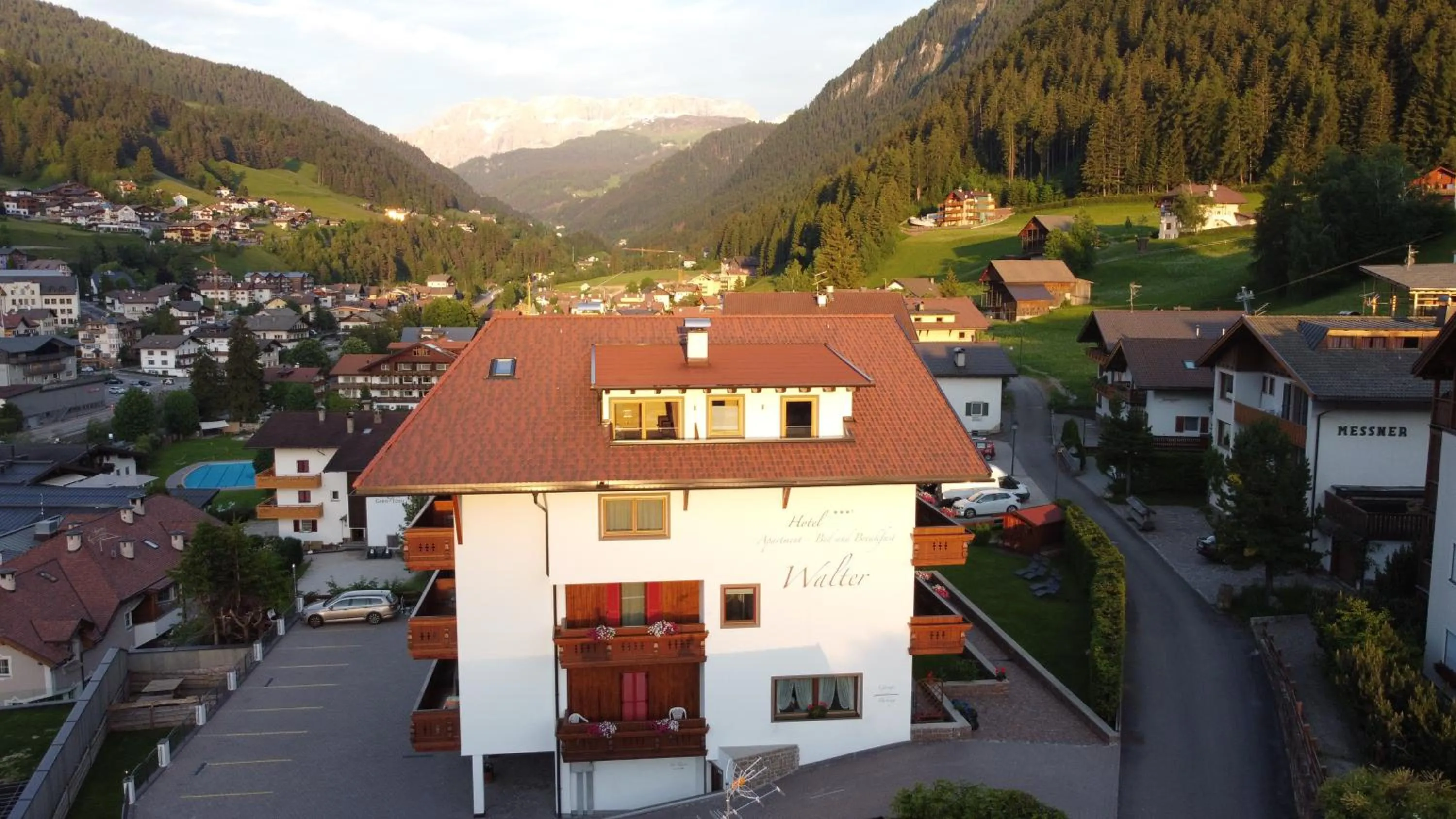 Property building in Hotel Garni Walter