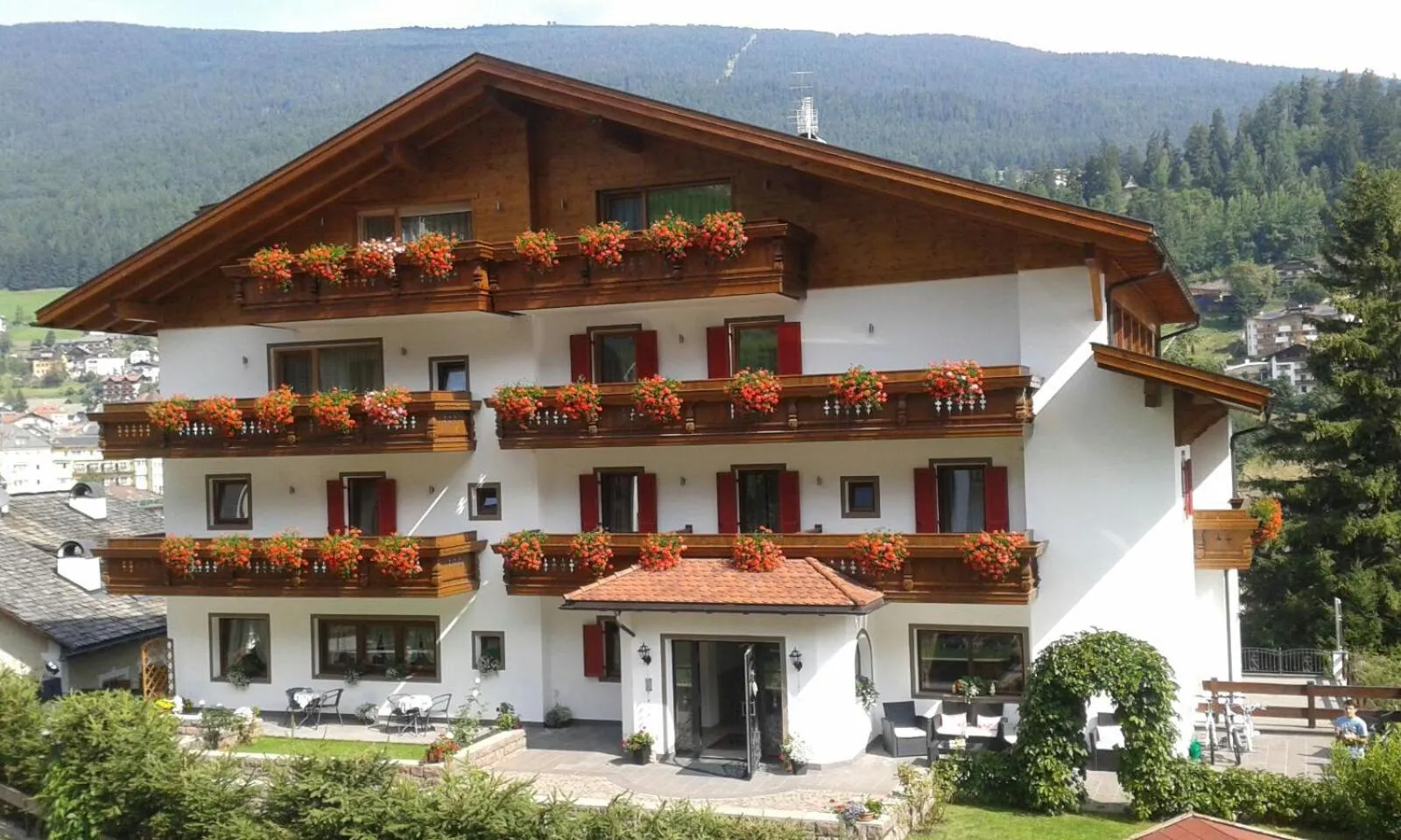Property building in Hotel Garni Walter